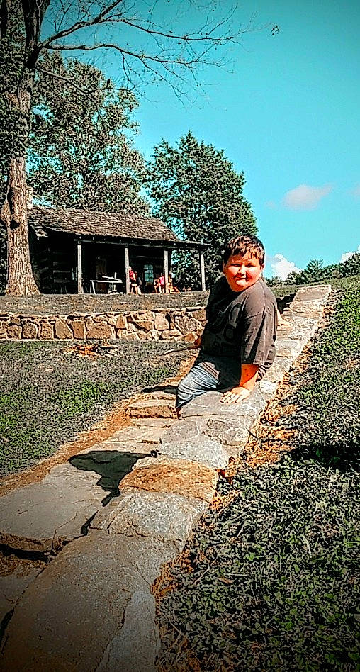 J.j. is registered to the contest to win money with this photo: adaptation, asphalt, flash_photography, flooring, grass, happy, landscape, leaf, leisure, people_in_nature, person, plant, road_surface, rural_area, sky, smile, soil, tints_and_shades, travel, tree