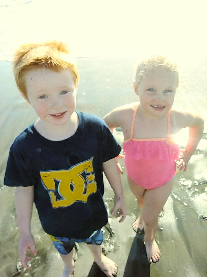 Zaiden is registered to the contest to win money with this photo: child, fun, happy, joy, person, pink, play, sibling, smile, sportswear, summer, t_shirt, toddler, vacation, water