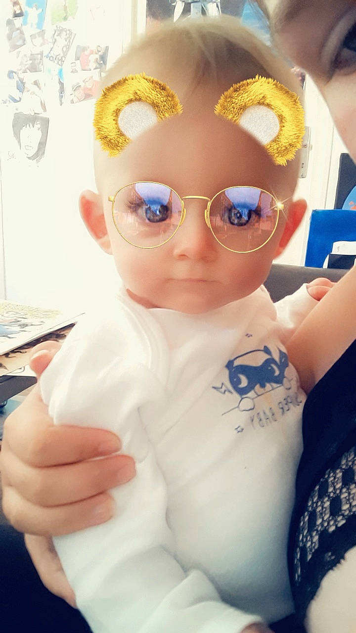 Djeyhan a rejoint le concours — aidez-le/la à gagner de superbes lots ! child, cool, doll, eye, eyewear, girl, glasses, human_hair_color, infant, person, product, skin, sunglasses, toddler, toy, vision_care