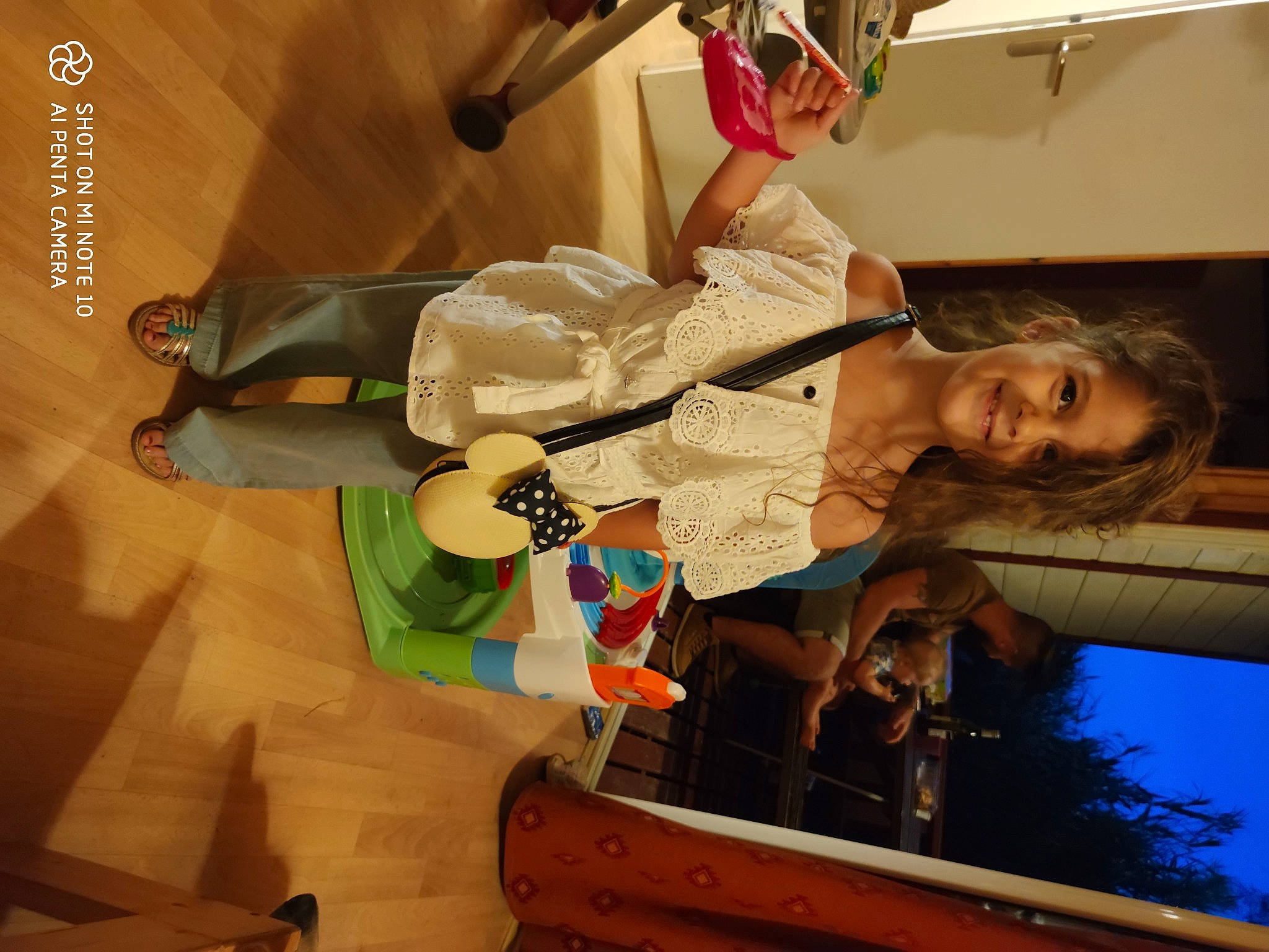 Cyahnna a rejoint le concours — aidez-le/la à gagner de superbes lots ! art, fun, joy, person