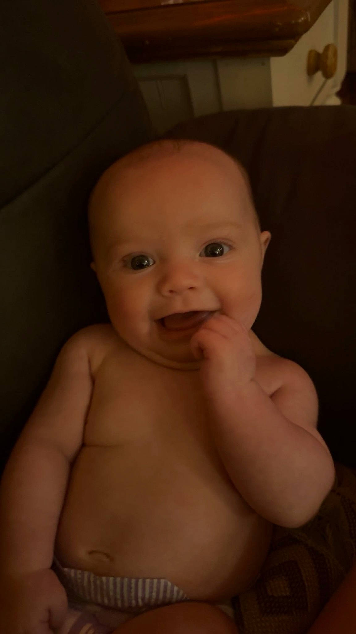 Emersyn is registered to the contest to win money with this photo: abdomen, baby, cheek, chest, child, elbow, eye, eyelash, finger, gesture, human_body, iris, lip, nose, person, skin, smile, stomach, thumb, toddler