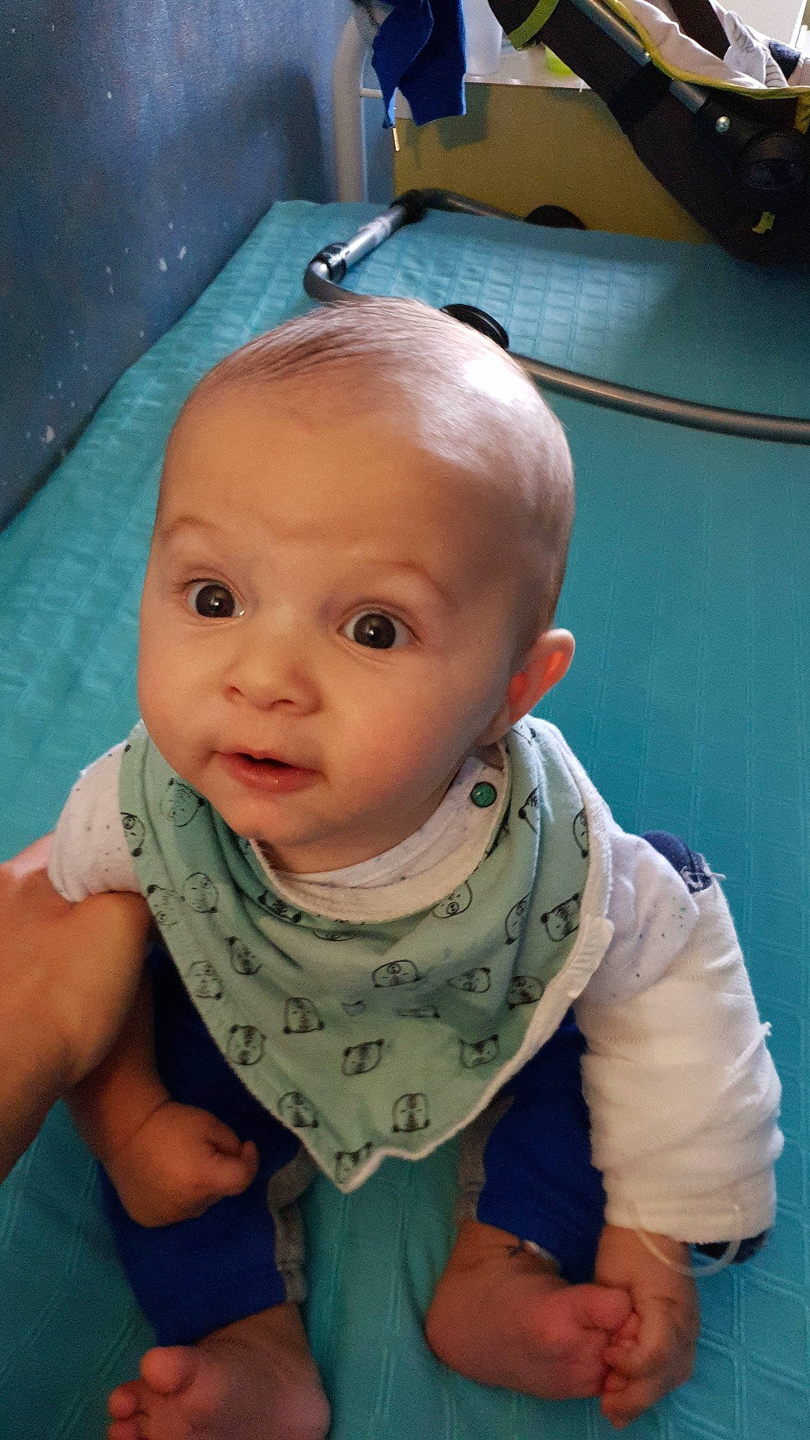 Lenzo a rejoint le concours — aidez-le/la à gagner de superbes lots ! baby, cheek, child, chin, ear, eye, face, forehead, head, lip, mouth, neck, nose, person, skin, smile, toddler