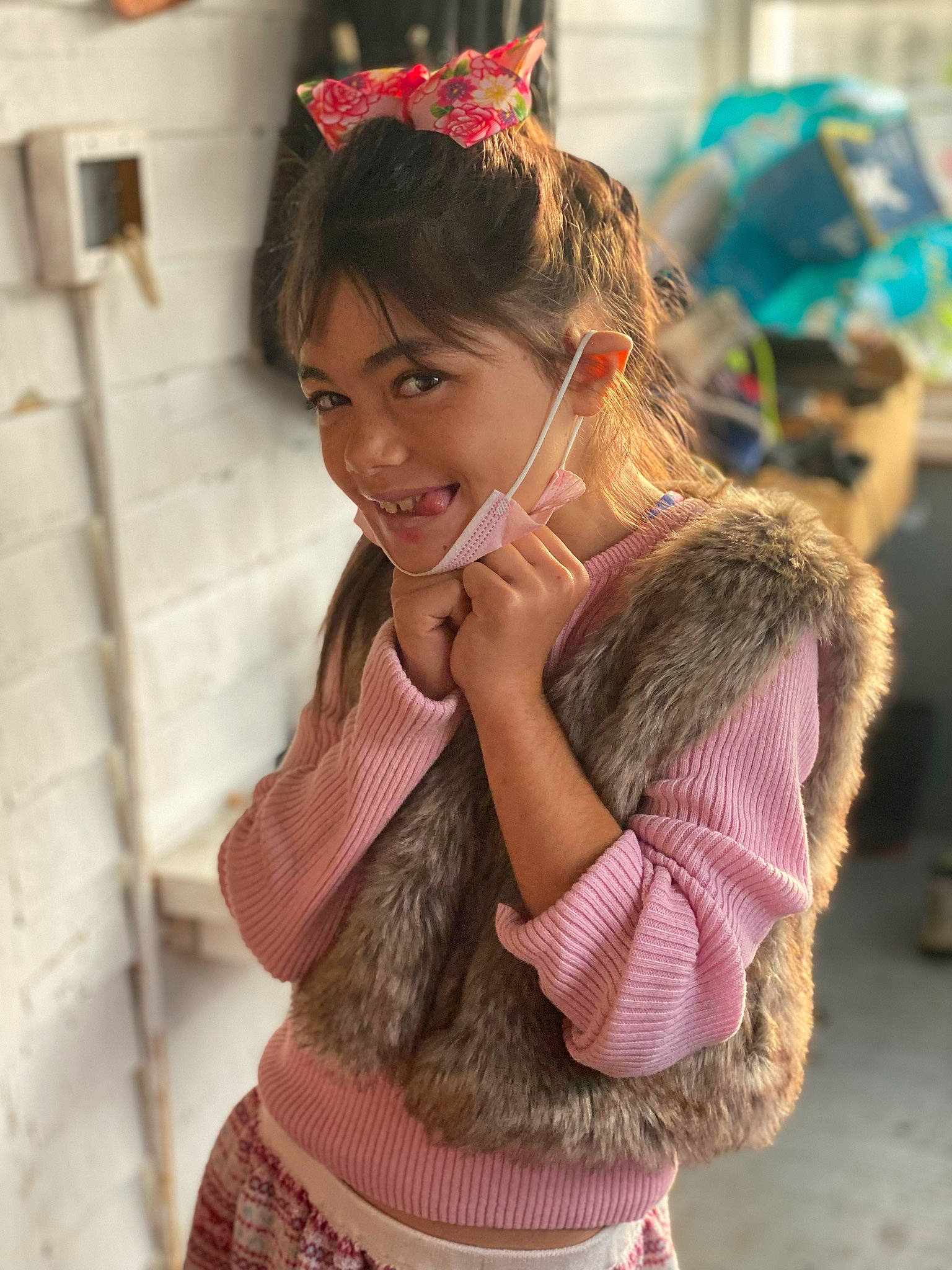 Neveigha is registered to the contest to win money with this photo: beauty, black_hair, brown_hair, event, fashion, fashion_design, fun, fur_clothing, happy, jewellery, joy, lip, long_hair, magenta, person, photograph, pink, skin, smile, street_fashion