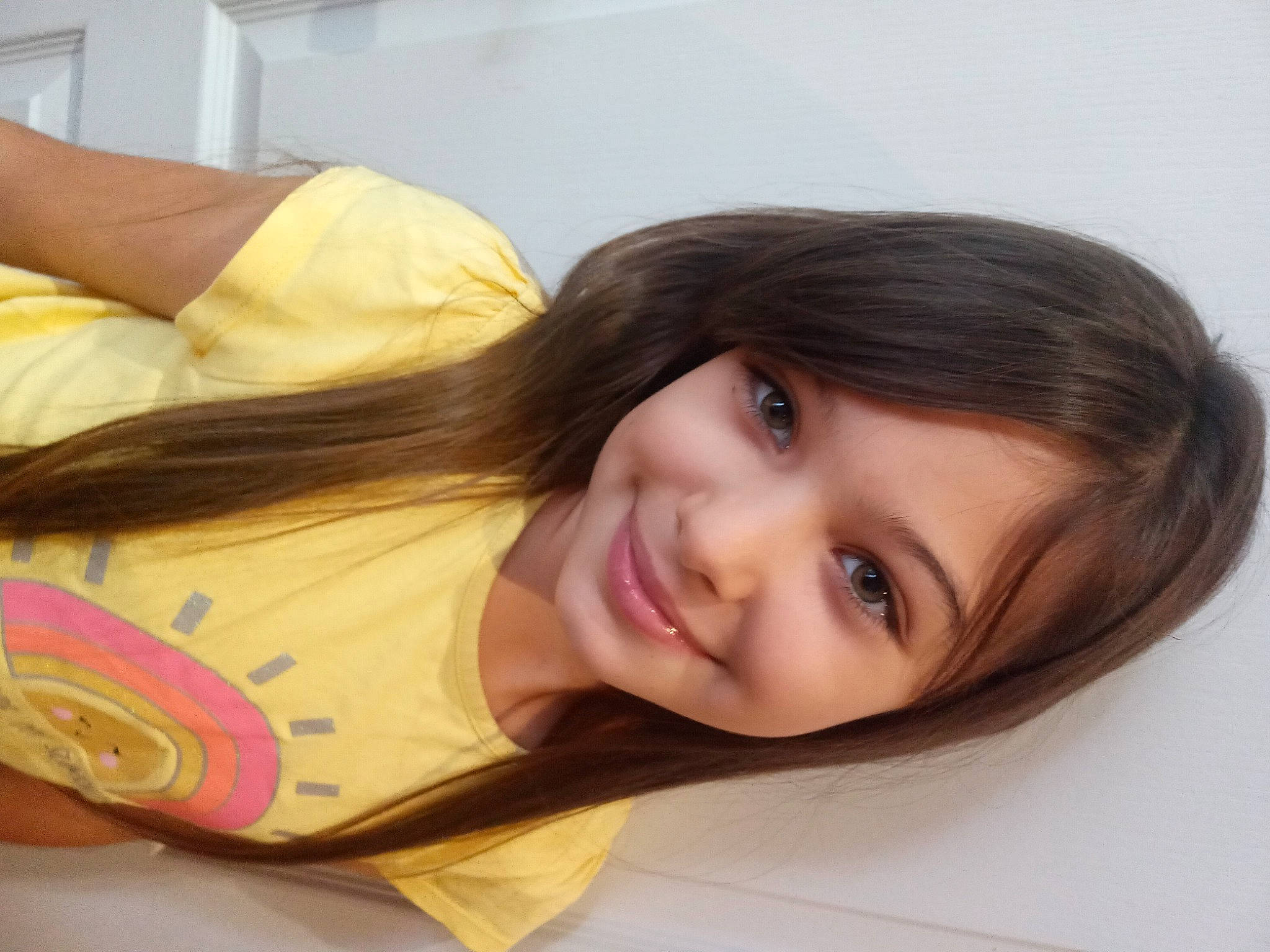 Amalia Elena a rejoint le concours — aidez-le/la à gagner de superbes lots ! black_hair, cheek, chin, comfort, eye, eyelash, forehead, gesture, hair, happy, human_body, jaw, joy, lip, long_hair, mouth, neck, nose, person, skin