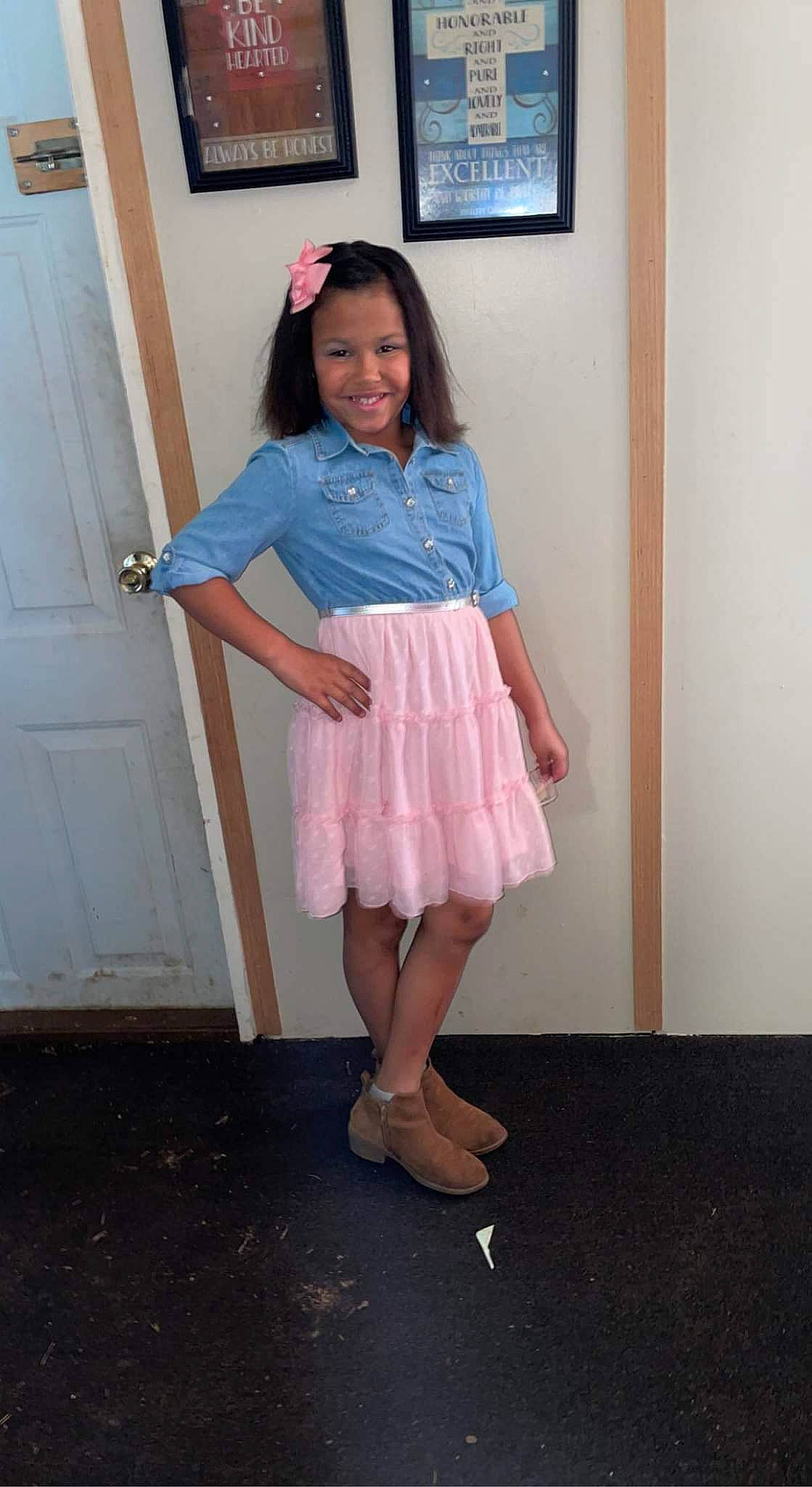 Alaysia is registered to the contest to win money with this photo: baby_toddler_clothing, clothing, day_dress, door, electric_blue, fashion_design, human_leg, joy, knee, leg, magenta, pattern, person, picture_frame, shoe, sleeve, smile, sock, thigh, toddler