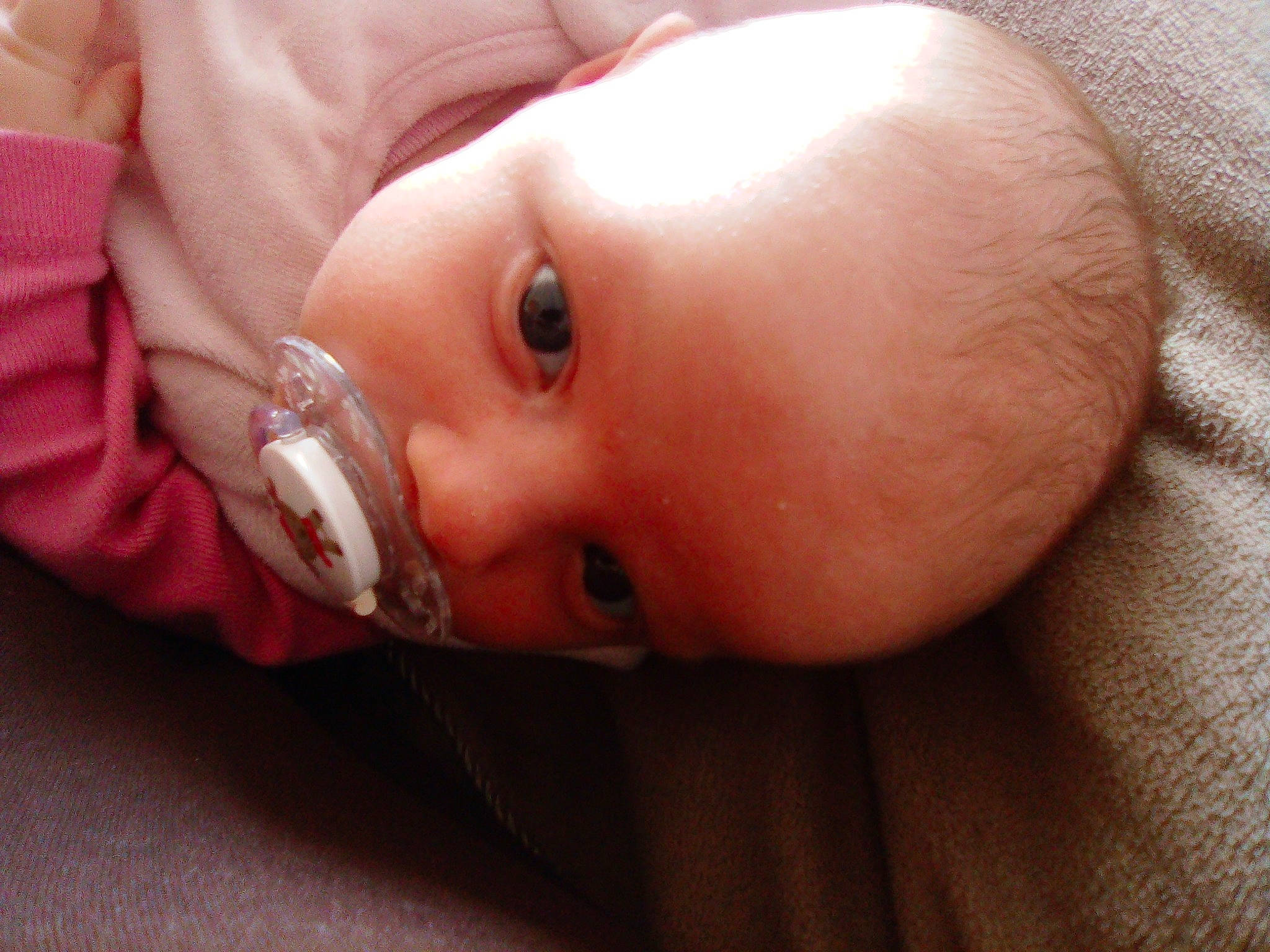 Anna a rejoint le concours — aidez-le/la à gagner de superbes lots ! baby, baby_products, baby_toddler_clothing, cheek, child, close_up, eyelash, lip, organ, peach, person, pink, skin, tan, toy