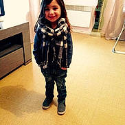 Adam participe au concours pour gagner de l'argent avec cette photo :