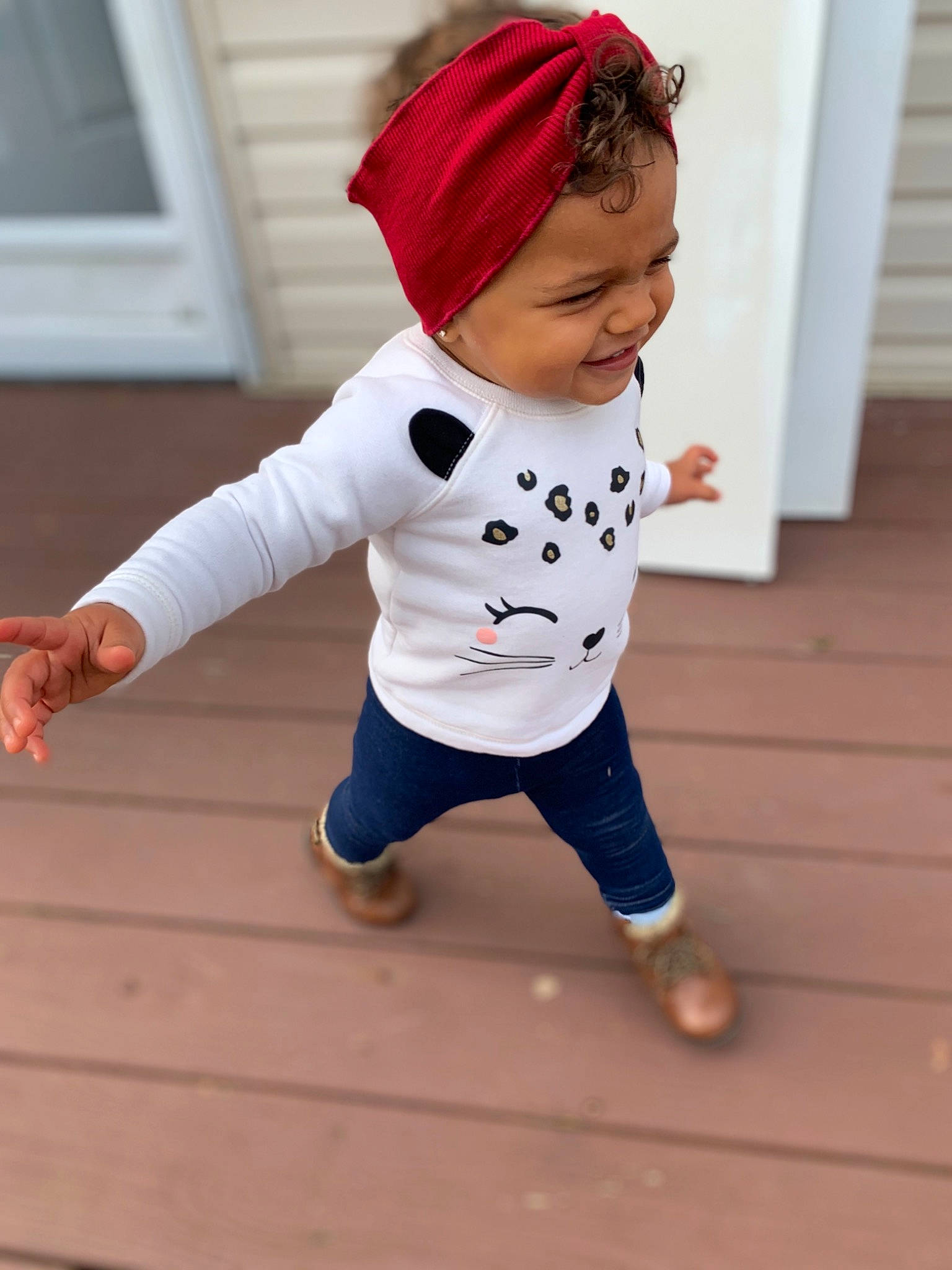 Jazelle is registered to the contest to win money with this photo: baby, baby_toddler_clothing, beanie, cap, child, clothing, costume, headgear, hood, hoodie, joy, outerwear, pattern, person, play, sleeve, t_shirt, toddler