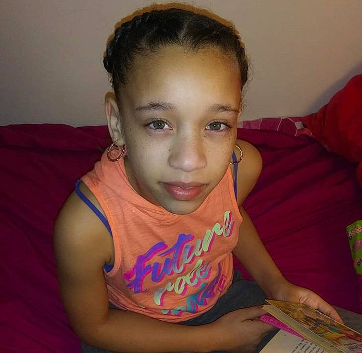 Elisa is registered to the contest to win money with this photo: cheek, child, chin, ear, eye, eyebrow, face, forehead, fun, hair, hairstyle, head, lip, neck, nose, person, skin, smile, toddler