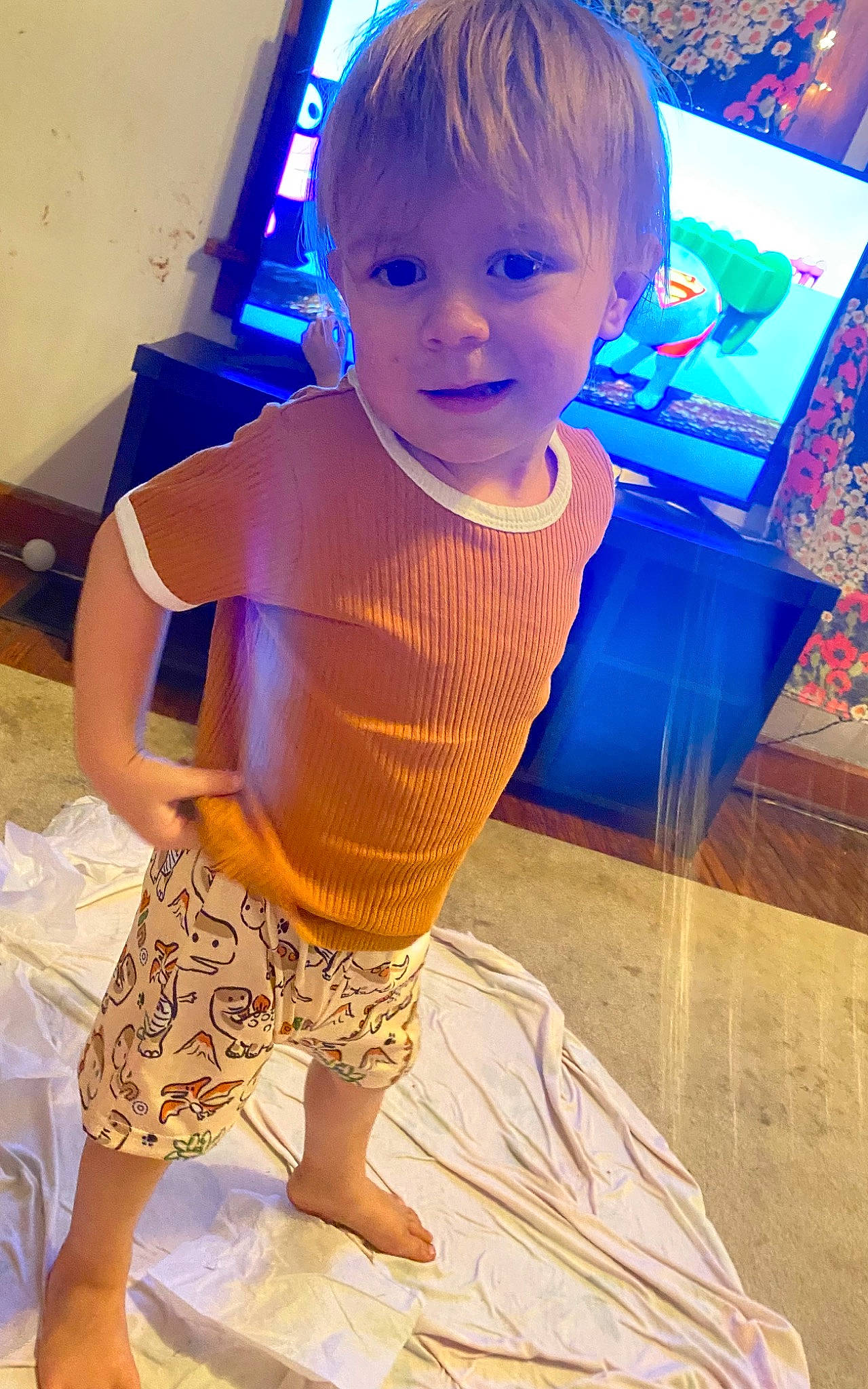 Dredyn is registered to the contest to win money with this photo: baby_toddler_clothing, blue, child, elbow, electric_blue, floor, flooring, fun, hair, hairstyle, happy, head, human_leg, person, sleeve, t_shirt, thigh, toddler, trunk, waist