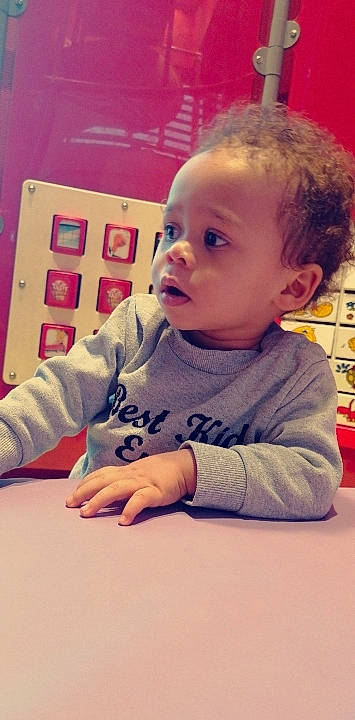 Liam a rejoint le concours — aidez-le/la à gagner de superbes lots ! baby, cheek, child, chin, face, forehead, head, person, pink, play, skin, smile, toddler