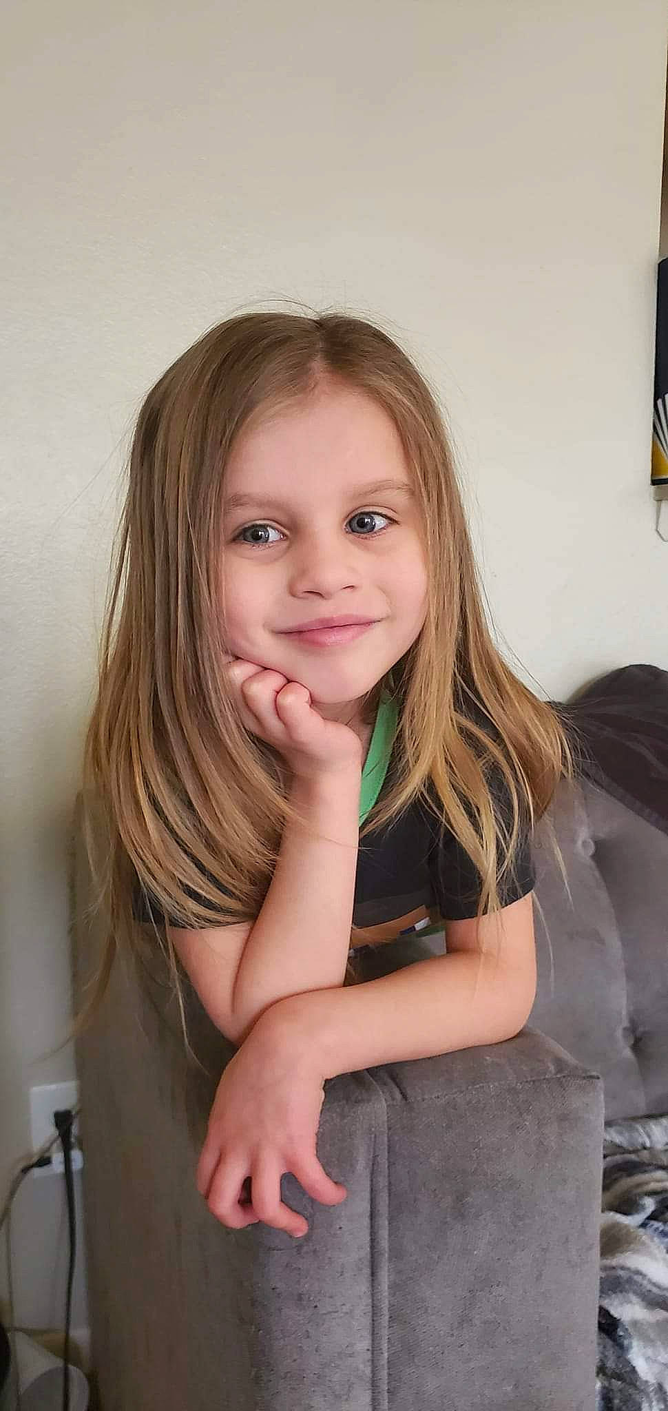 Lillian joined the competition — help win amazing prizes! arm, cheek, chin, eyebrow, eyelash, face, finger, flash_photography, gesture, hairstyle, happy, human_body, iris, joy, lip, nose, person, shoulder, skin, sleeve