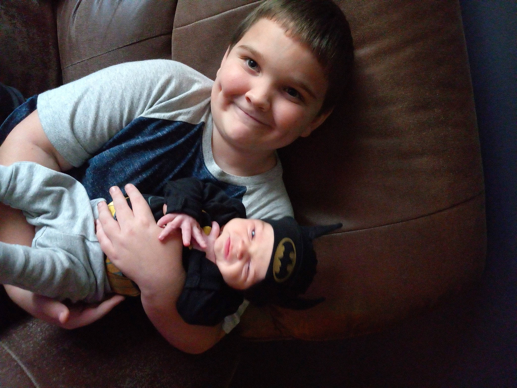 Aaron joined the competition — help win amazing prizes! arm, cheek, comfort, elbow, eye, finger, flash_photography, floor, flooring, gesture, hair, hairstyle, happy, head, human_body, joy, leg, mouth, person, skin