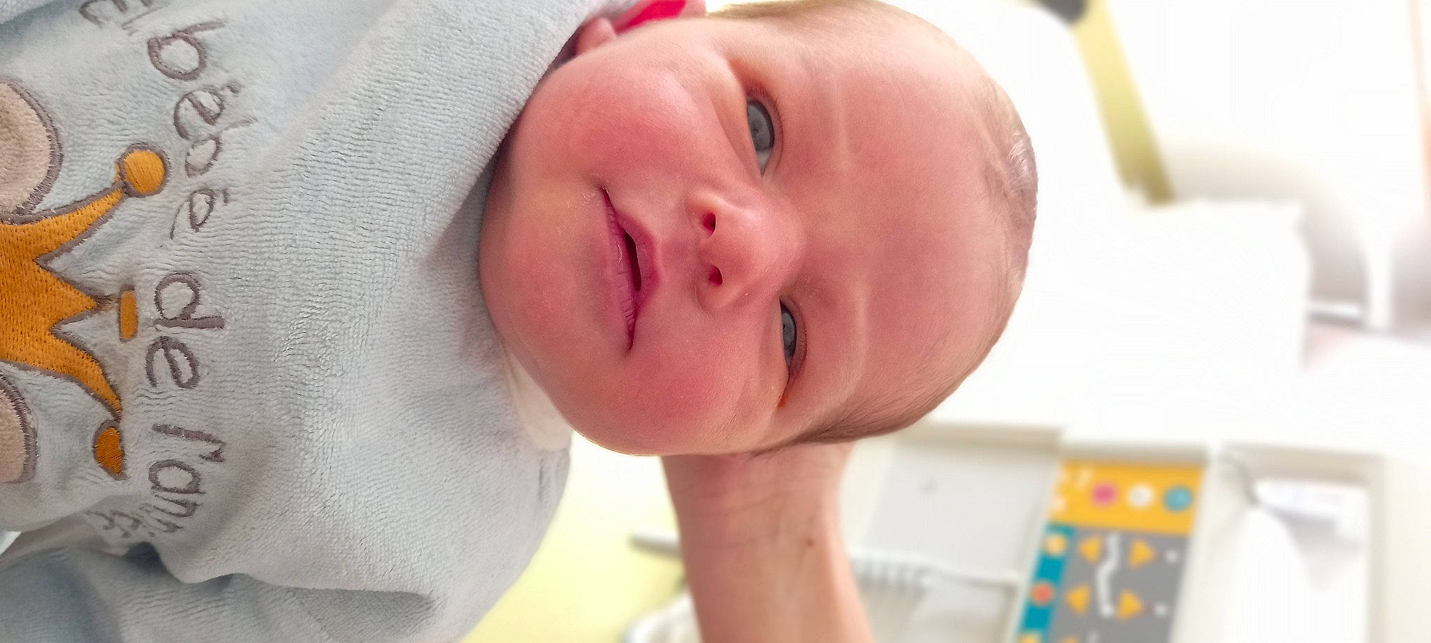 Mayline participe au concours pour gagner de l'argent avec cette photo : baby, baby_laughing, baby_products, baby_toddler_clothing, cheek, chin, close_up, ear, eyelash, fun, gesture, happy, iris, lip, mouth, nose, person, skin, smile, throat