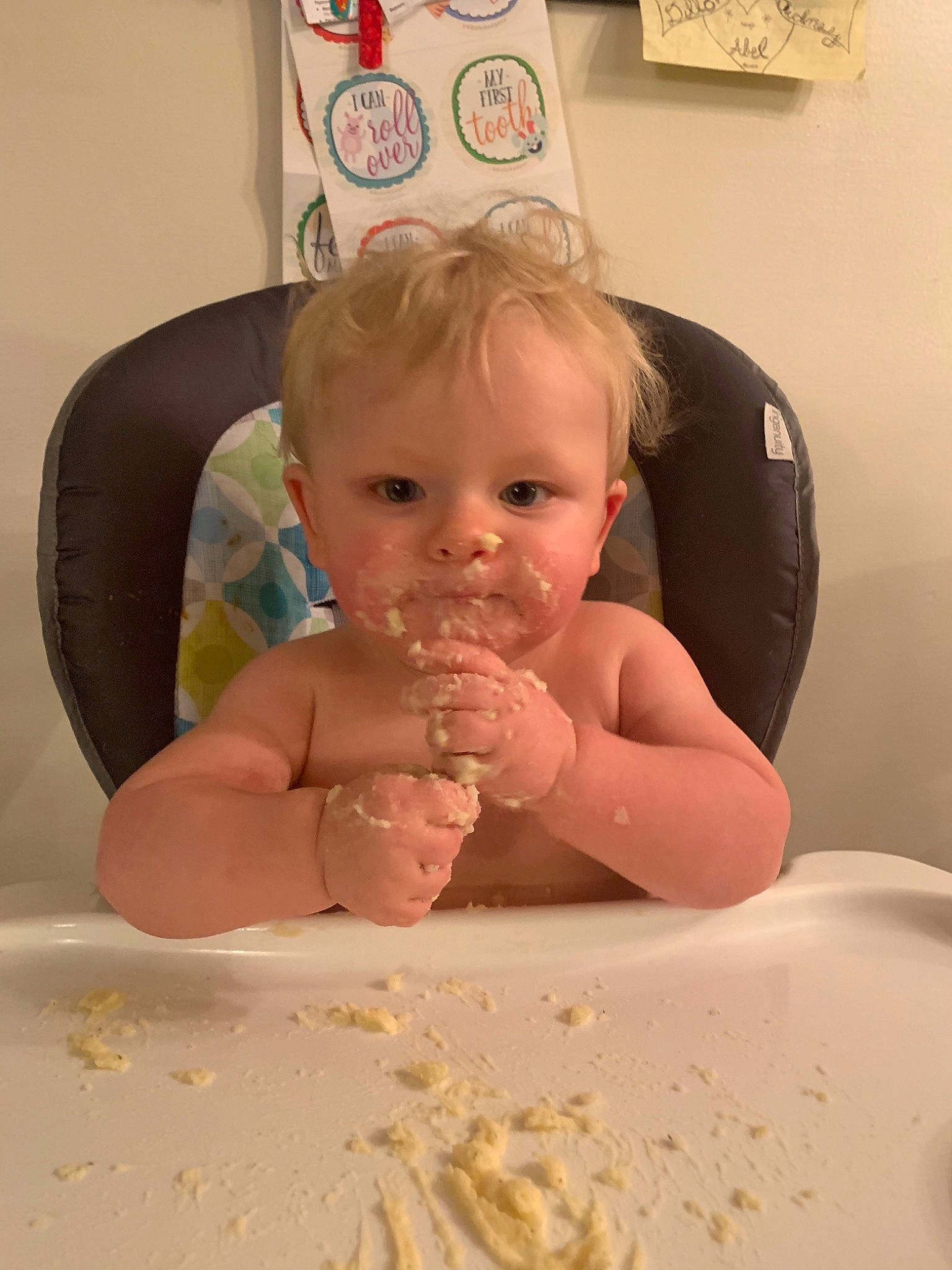 Abel is registered to the contest to win money with this photo: baby, baby_bathing, bathing, child, person, skin, toddler