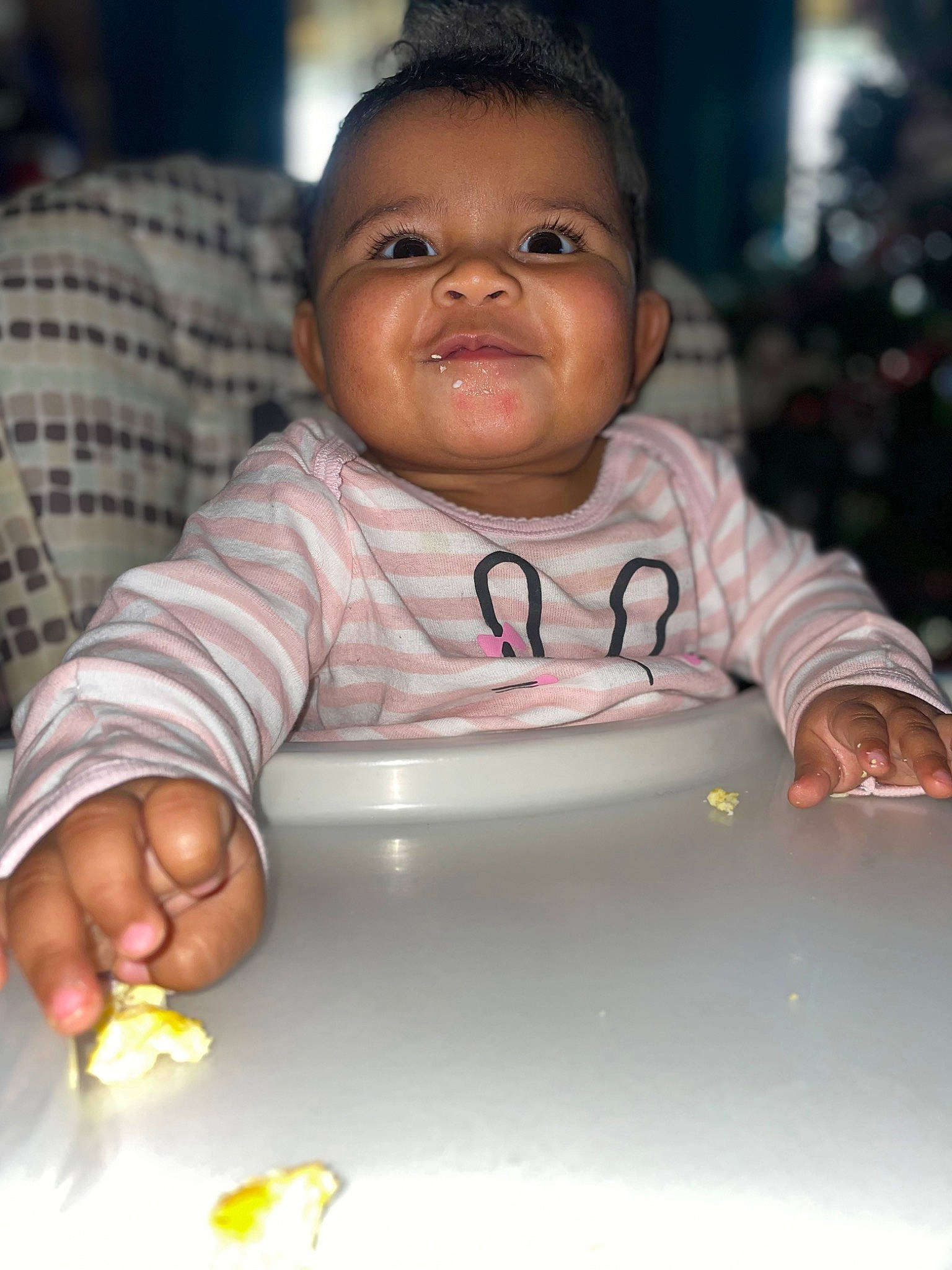 Arya is registered to the contest to win money with this photo: baby, baby_toddler_clothing, cheek, child, drinkware, eye, eyebrow, finger, forehead, fun, happy, head, lip, mouth, nose, people, person, product, skin, smile