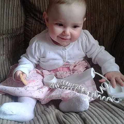 Sienna krystle harri joined the competition — help win amazing prizes!