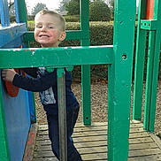 Codi-Michael is registered to the contest to win money with this photo: