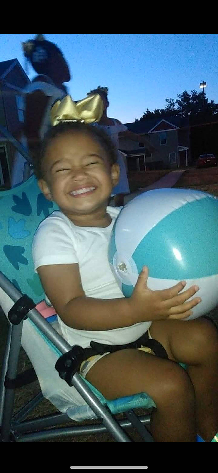 Songyae joined the competition — help win amazing prizes! azure, balloon, black, blue, electric_blue, facial_expression, fun, hand, happy, joy, leisure, light, party_supply, person, recreation, shorts, sky, smile, summer, t_shirt