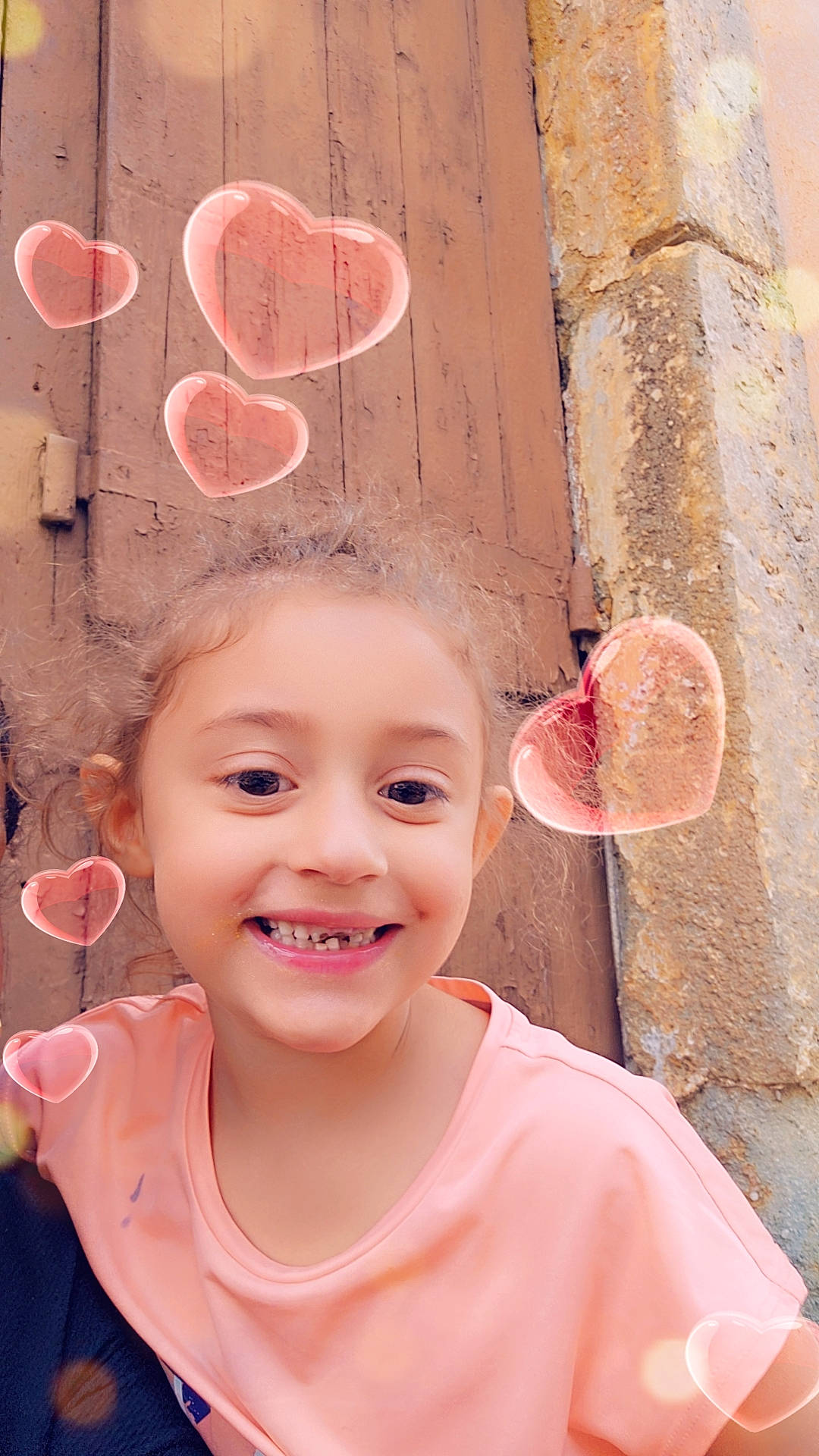Amélia participe au concours pour gagner de l'argent avec cette photo : baby, baby_toddler_clothing, cheek, child, eyelash, fun, happy, joy, laugh, leisure, lip, magenta, peach, person, pink, portrait_photography, red, smile, toddler, vacation