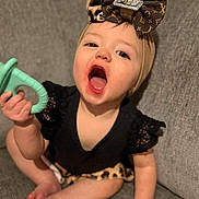 Adaline is registered to the contest to win money with this photo: