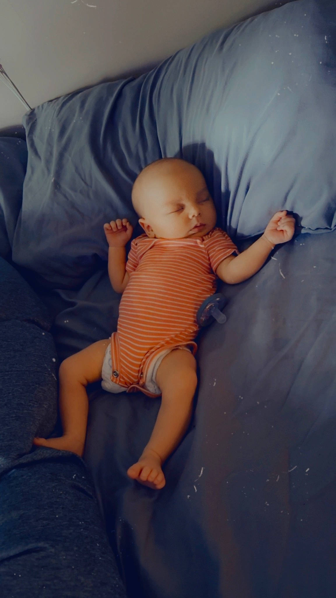 Maddox is registered to the contest to win money with this photo: arm, baby, baby_toddler_clothing, barefoot, comfort, elbow, gesture, hand, human_body, joint, knee, leg, person, shoulder, skin, standing, stomach, thigh, thumb, toddler