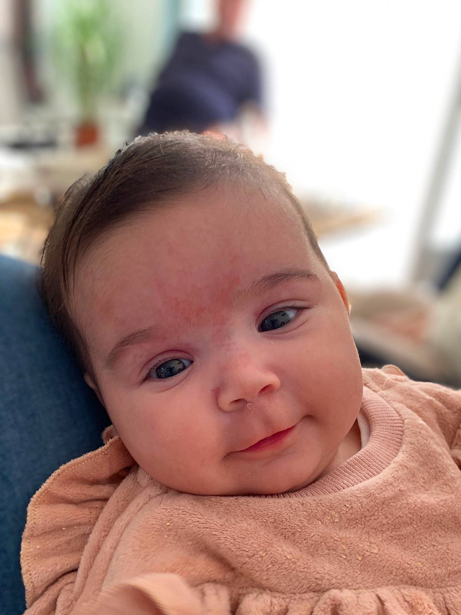 Ysée a rejoint le concours — aidez-le/la à gagner de superbes lots ! baby, baby_toddler_clothing, cheek, child, chin, comfort, ear, eyebrow, eyelash, forehead, happy, iris, lip, mouth, neck, nose, person, skin, sleeve, smile