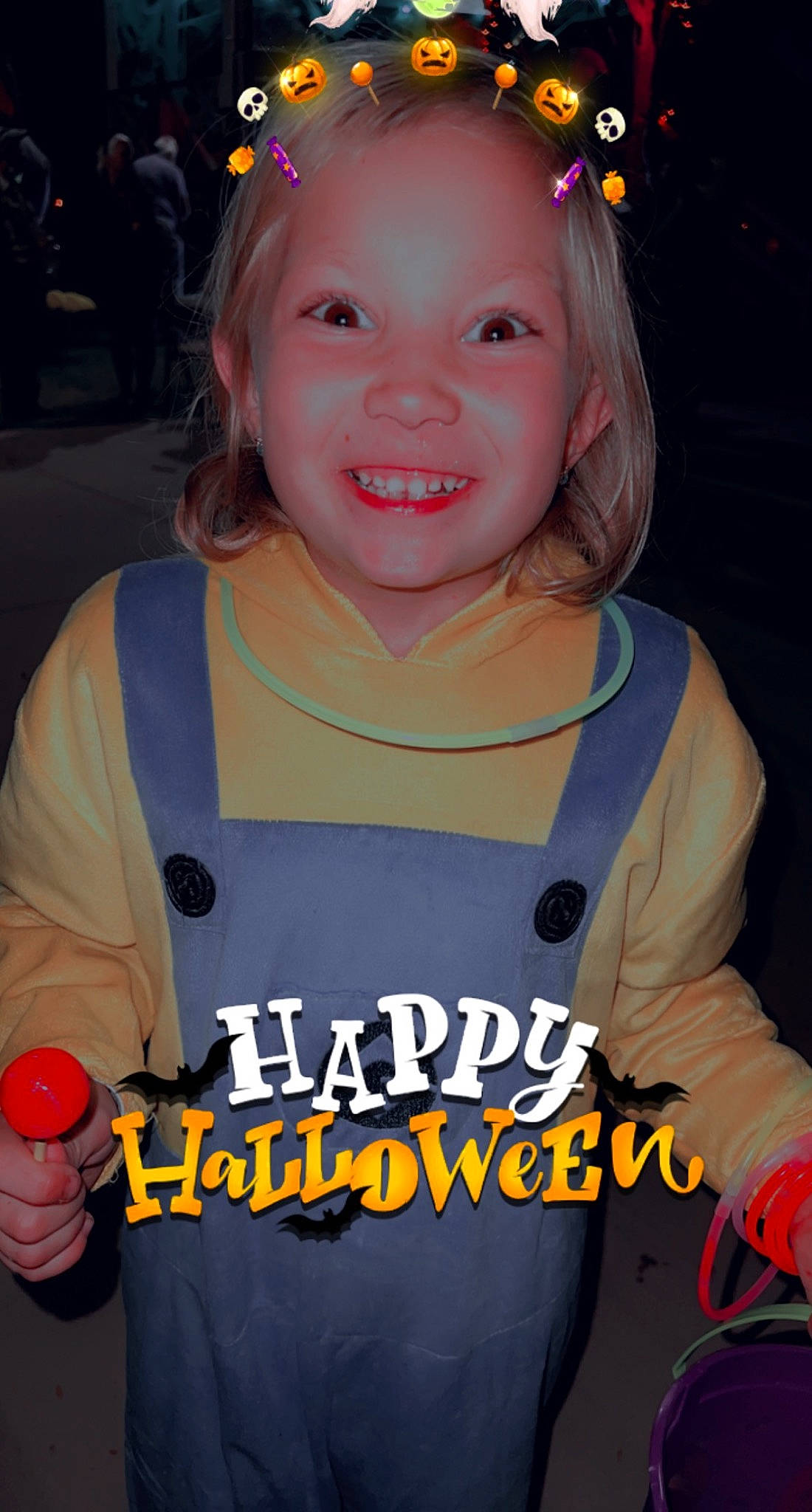 Crystal is registered to the contest to win money with this photo: cool, costume, electric_blue, event, face, facial_expression, flash_photography, fun, hairstyle, happy, jersey, jewellery, joy, organ, person, red, sleeve, smile, sportswear, t_shirt