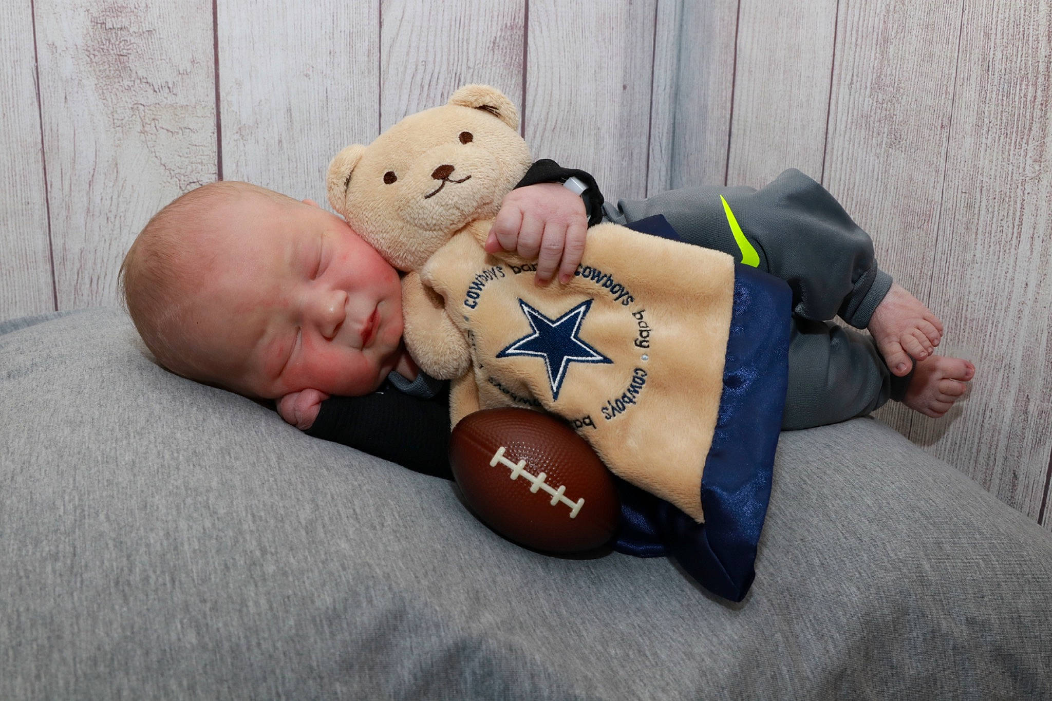 Jahseh joined the competition — help win amazing prizes! abdomen, arm, baby, brassiere, chest, comfort, eye, finger, flash_photography, hand, head, headgear, human_body, joint, person, stomach, textile, thigh, toy, trunk