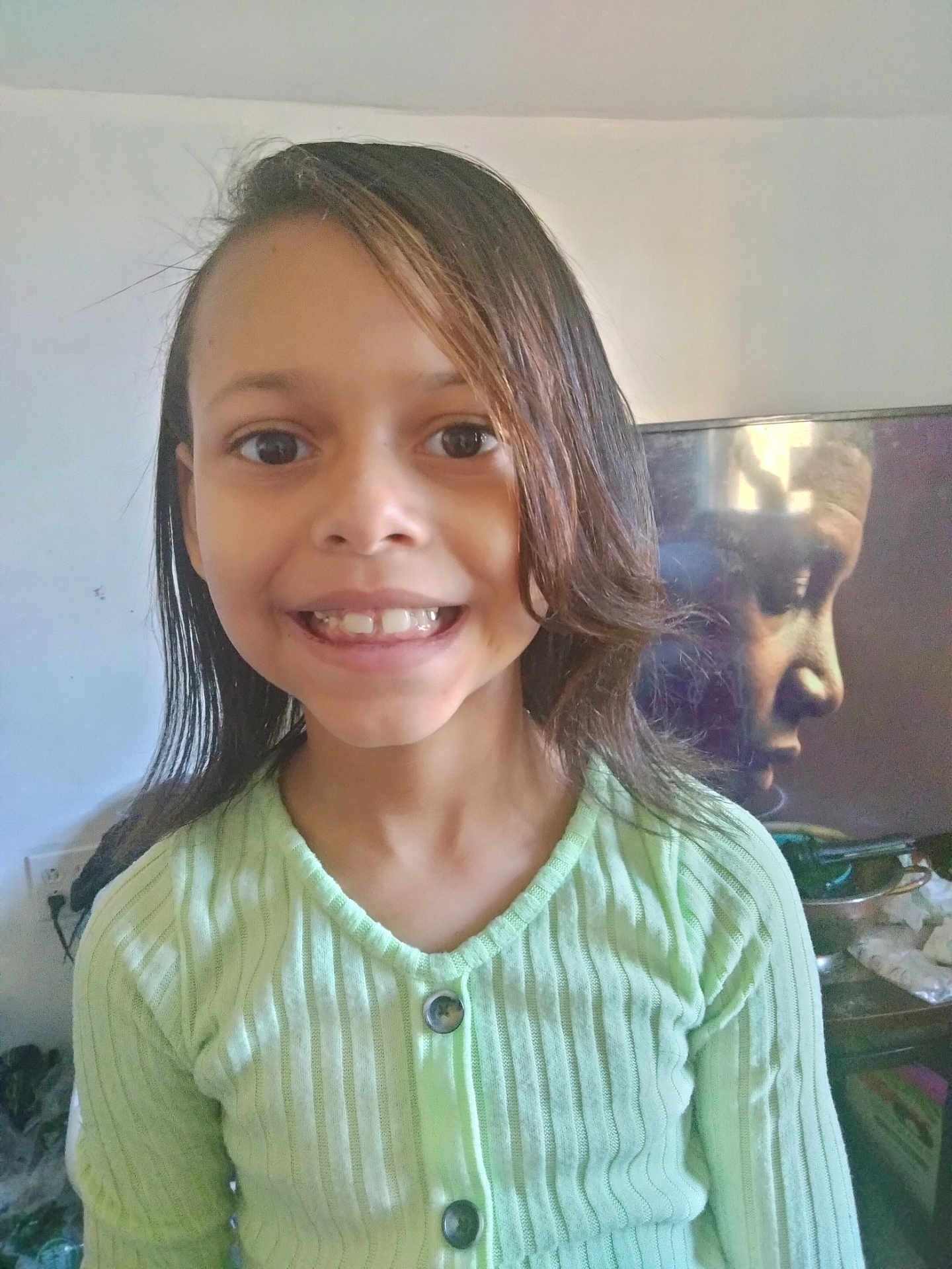 Danyeliz is registered to the contest to win money with this photo: blouse, bodypart, child, clothing, dimples, face, female, girl, hair, happy, head, knitwear, mouth, neck, person, photography, portrait, smile, sweater, teeth
