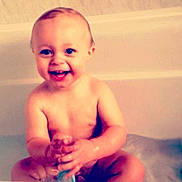 Cobie is registered to the contest to win money with this photo: