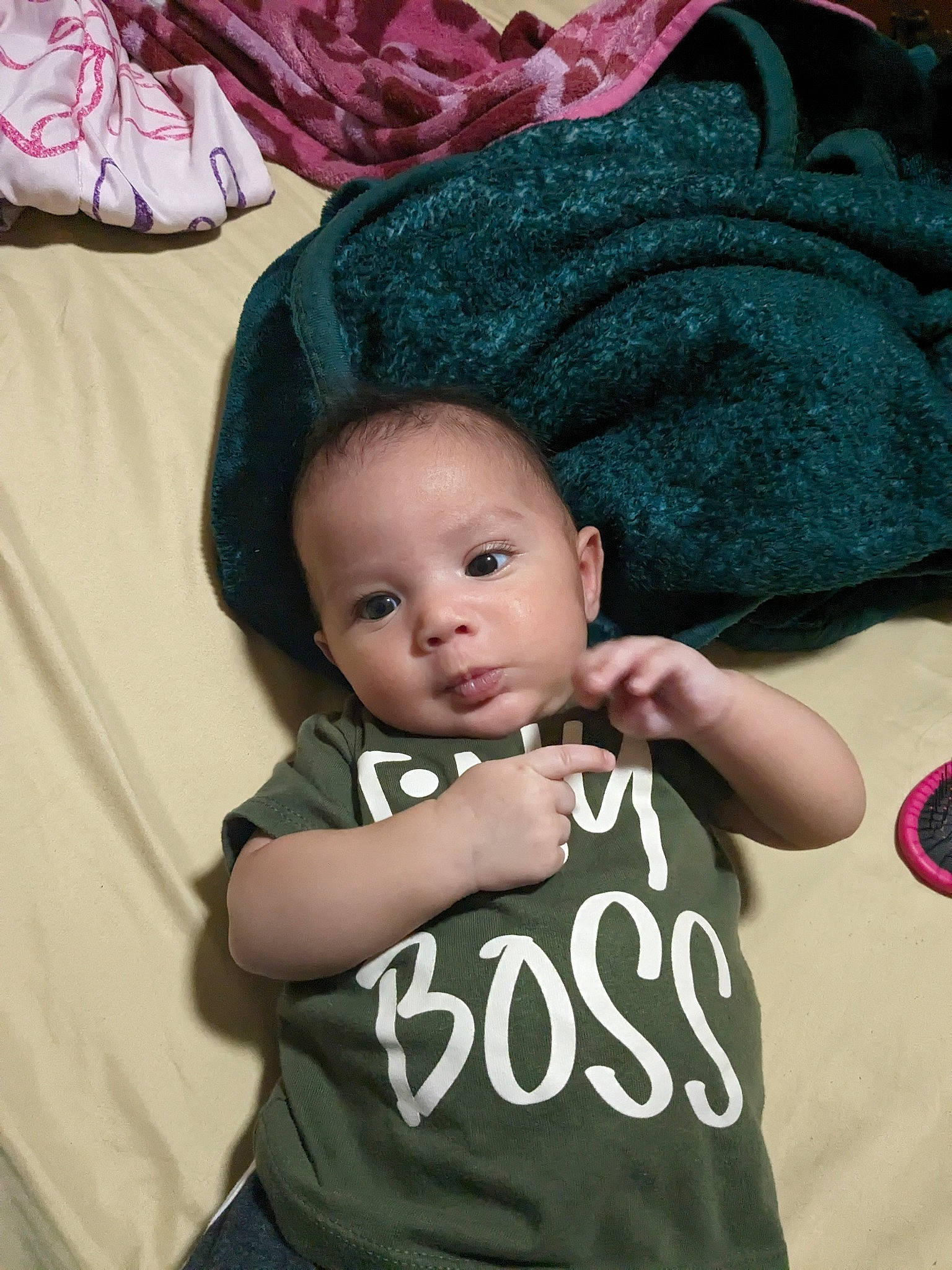 Aurelius is registered to the contest to win money with this photo: baby, baby_toddler_clothing, black, cheek, child, chin, cool, eye, fashion_accessory, fun, happy, knit_cap, magenta, person, pink, red, skin, sleeve, t_shirt, toddler