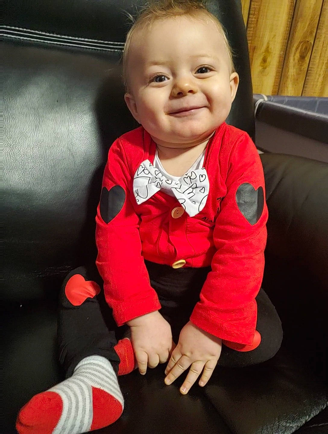 Riven joined the competition — help win amazing prizes! arm, baby, baby_toddler_clothing, cheek, clothing, collar, comfort, eye, face, finger, hand, happy, head, human_body, iris, joy, nose, person, skin, sleeve