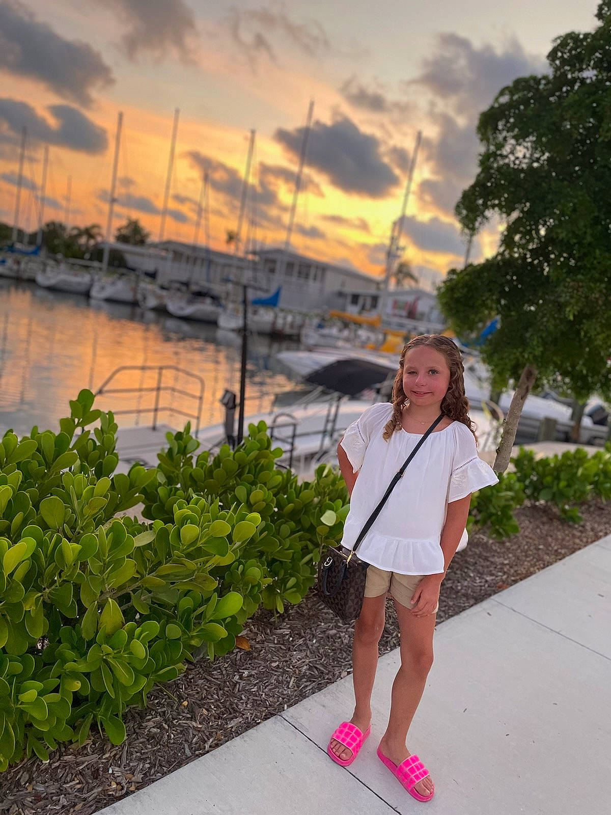 Halaina joined the competition — help win amazing prizes! beauty, cloud, eyewear, fun, grass, happy, human_leg, joy, knee, leisure, long_hair, morning, person, plant, road, sky, summer, sunset, t_shirt, thigh