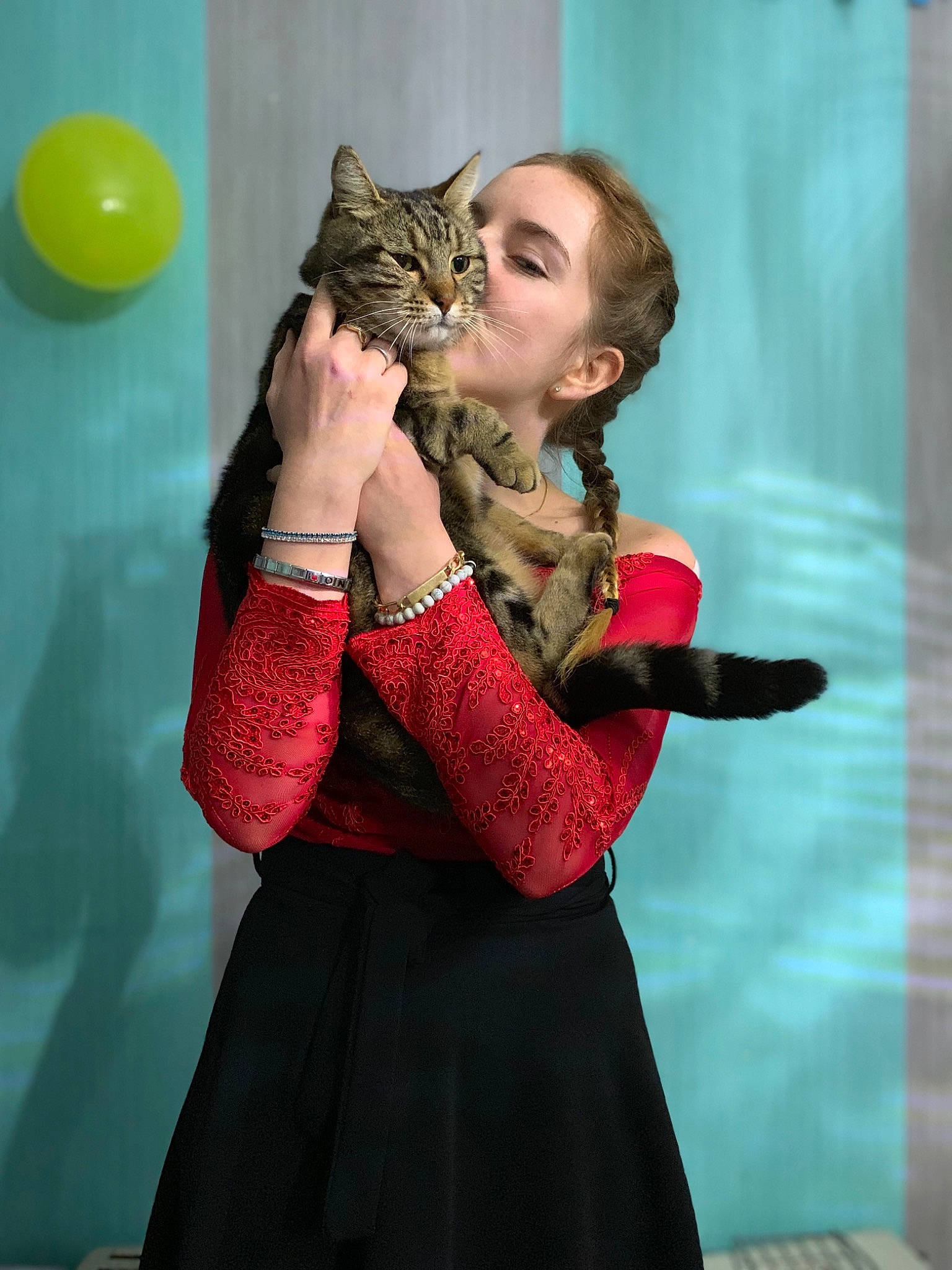 Max a rejoint le concours — aidez-le/la à gagner de superbes lots ! beauty, carnivore, cat, fashion, felidae, formal_wear, fur, photography, small_to_medium_sized_cats, snapshot, style, whiskers