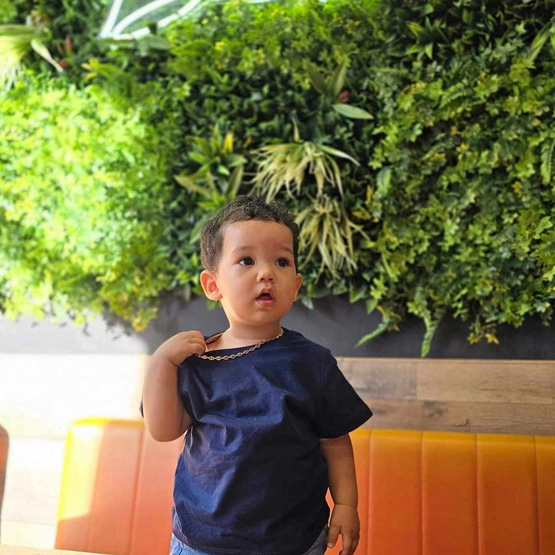 Issa participe au concours pour gagner de l'argent avec cette photo : blouse, boy, child, clothing, face, head, herbal, herbs, jar, male, person, photography, plant, planter, portrait, pottedplant, pottery, t_shirt, vase, wood