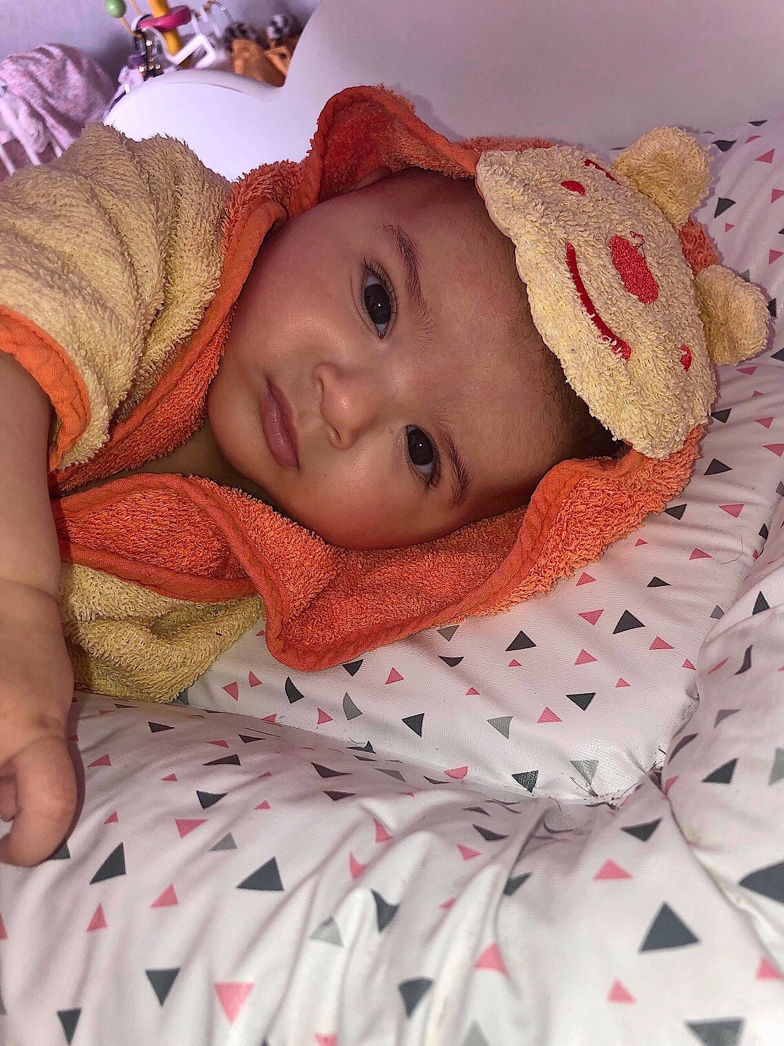 Shérine a rejoint le concours — aidez-le/la à gagner de superbes lots ! baby, bedtime, cheek, child, headgear, headwear, lip, person, skin, textile, toddler, wool