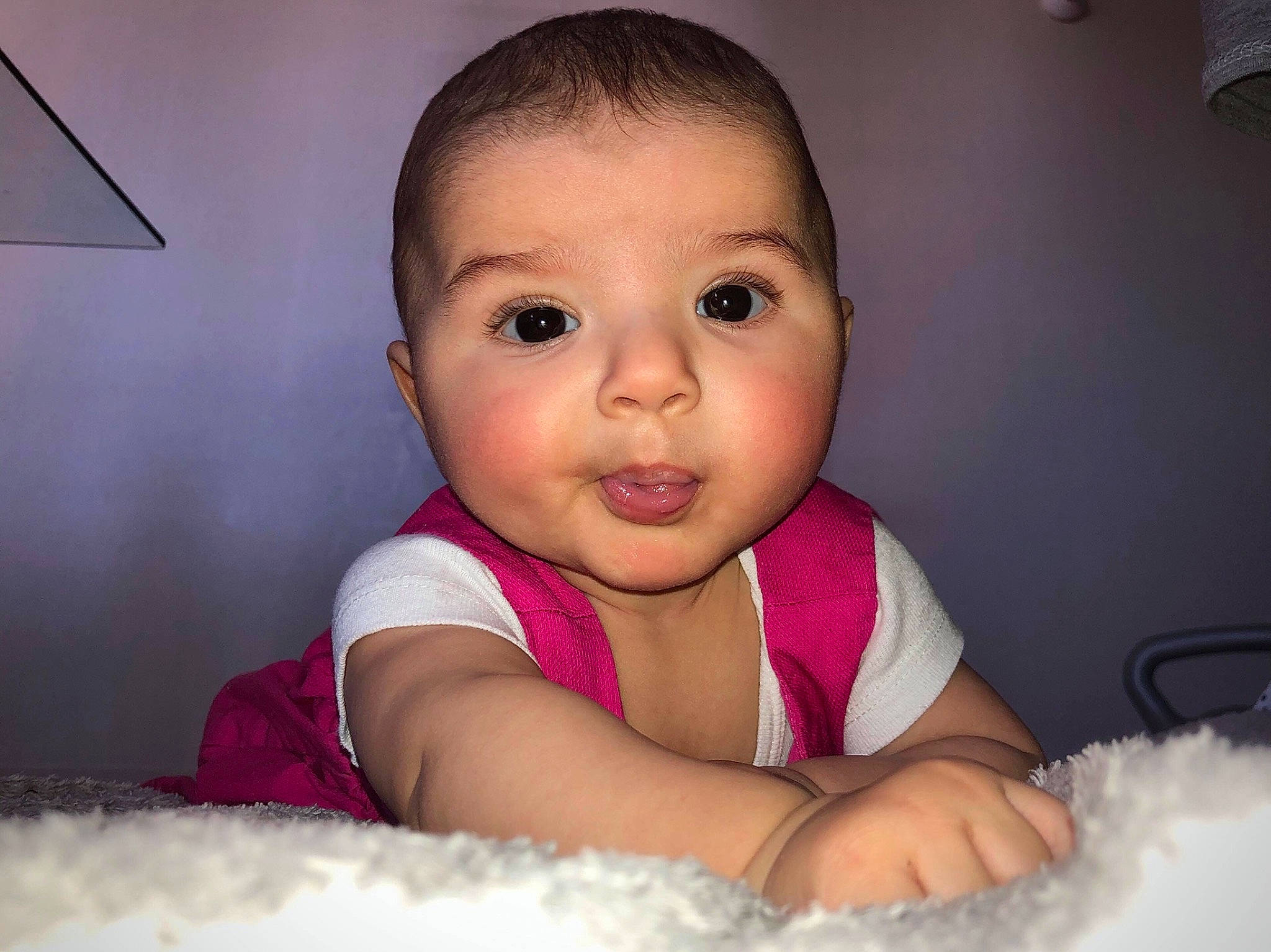 Shérine participe au concours pour gagner de l'argent avec cette photo : baby, beauty, cheek, child, chin, eye, eyebrow, face, facial_expression, forehead, head, iris, lip, mouth, nose, organ, person, pink, skin, smile