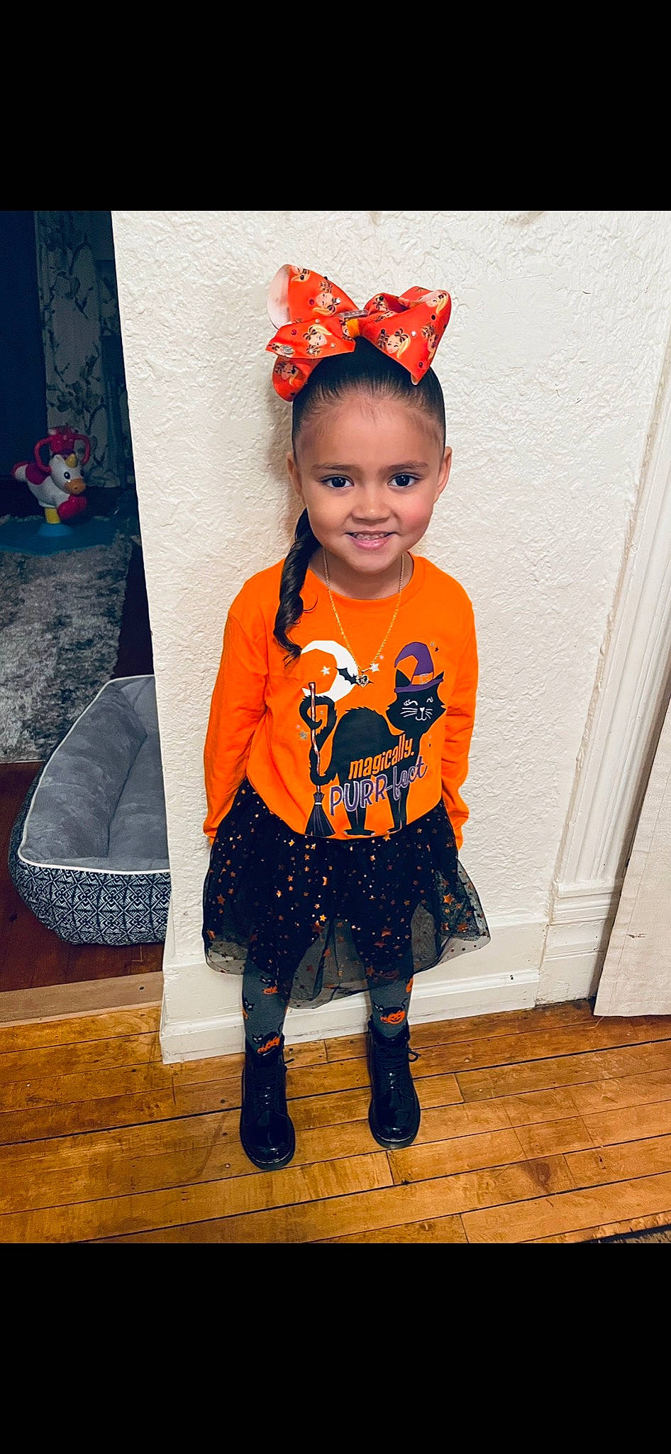 Kiari is registered to the contest to win money with this photo: baby_toddler_clothing, child, costume, costume_accessory, costume_design, costume_hat, electric_blue, fashion_accessory, fashion_design, formal_wear, fur, happy, headband, headpiece, joy, pattern, person, sleeve, smile, t_shirt