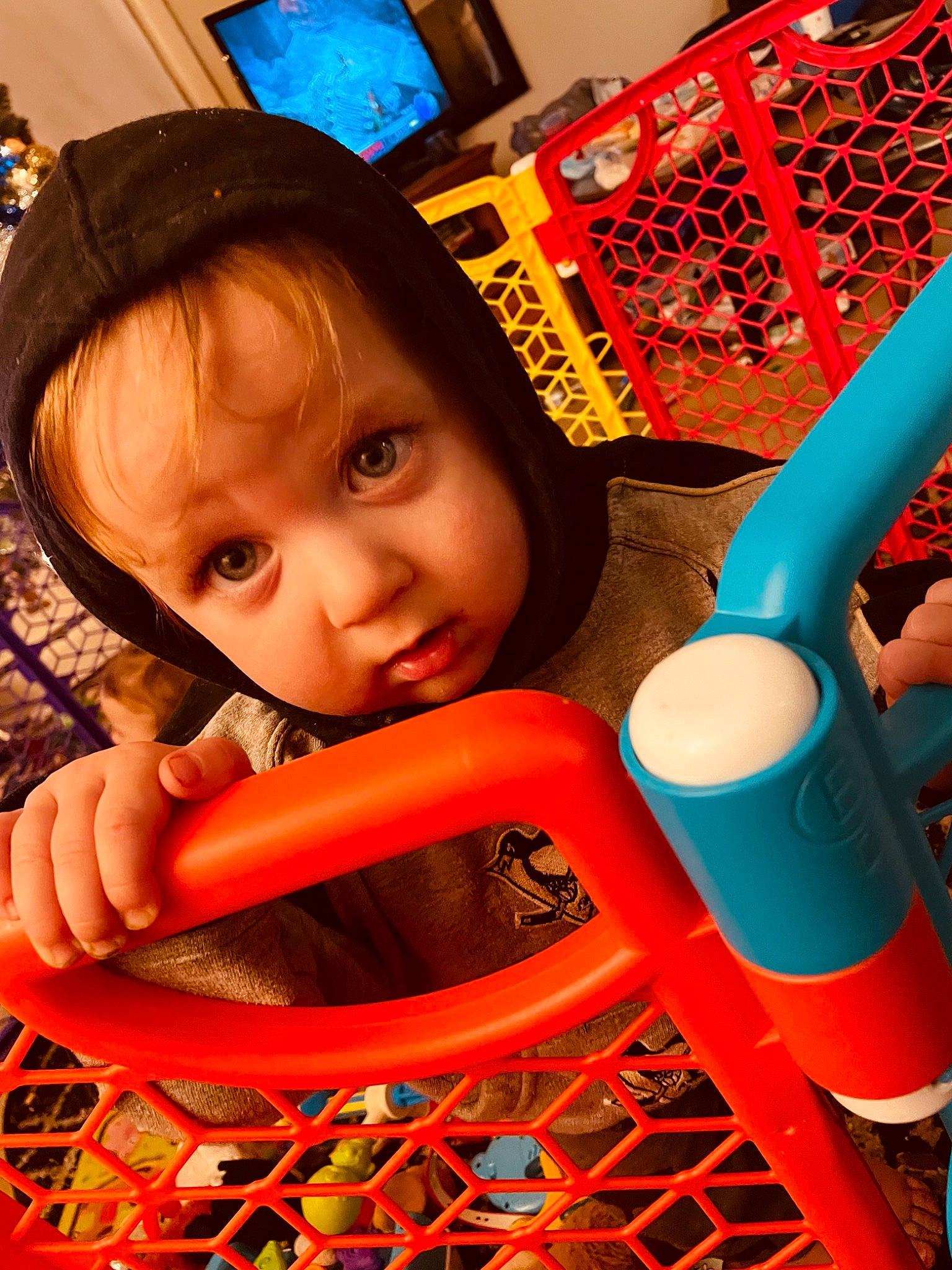 Oliver is registered to the contest to win money with this photo: baby_playing_with_toys, baby_products, beauty, blue, chair, child, eyelash, finger, fun, happy, iris, junk_food, nail, orange, person, plastic, play, smile, spoon, toddler