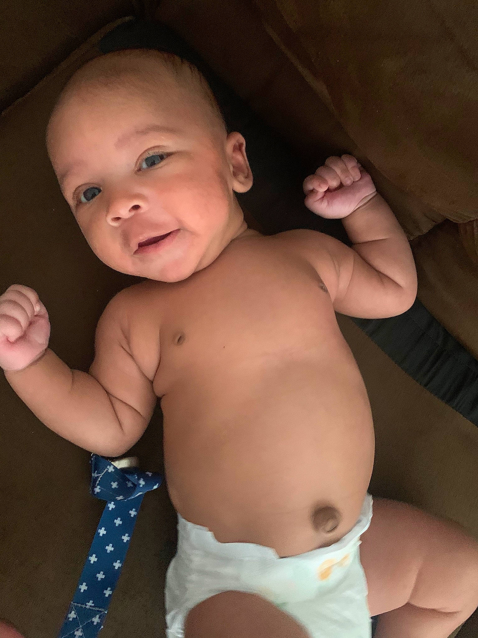 Kacen is registered to the contest to win money with this photo: abdomen, arm, baby, cheek, chest, child, diaper, eye, finger, hand, head, leg, mouth, muscle, person, skin, smile, stomach, thumb, toddler