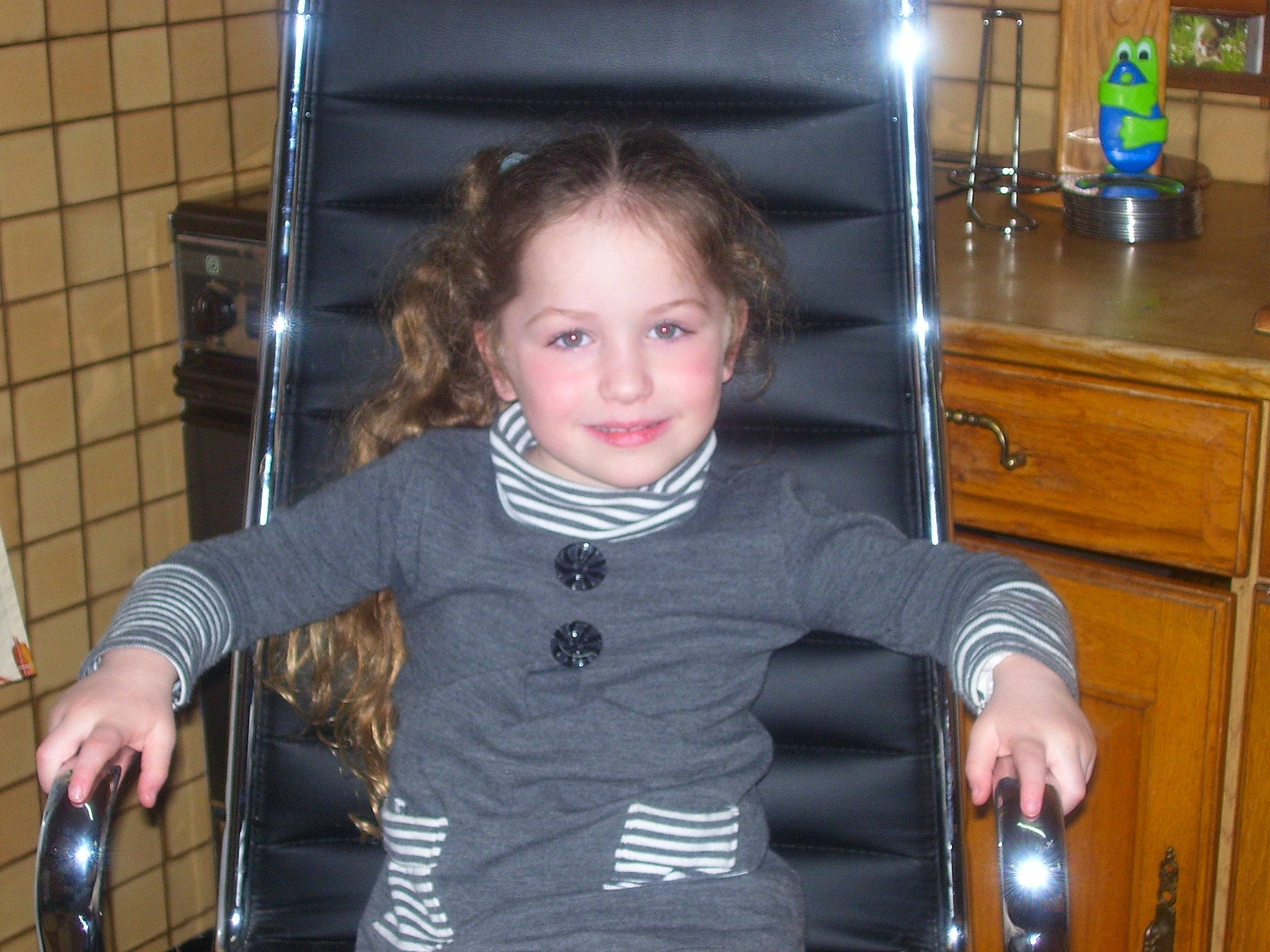 Eléna a rejoint le concours — aidez-le/la à gagner de superbes lots ! child, fun, iris, joy, person, smile, toddler