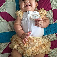 Annalee is registered to the contest to win money with this photo: