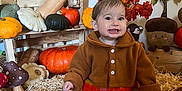Vicenta participe au concours pour gagner de l'argent avec cette photo : baby, pumpkin, autumn, fall_decor, hay, pinecone, orange_clothing, smiling, indoor, plush_toy, woodland_theme, decorative_leaves, child, seasonal, cute, sitting, cozy, orange_socks, festive, cute_face