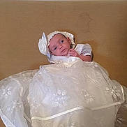 Astrella is registered to the contest to win money with this photo: