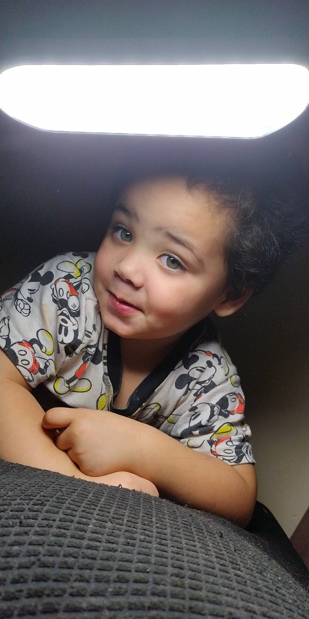 Geovanni is registered to the contest to win money with this photo: arm, baby, cheek, child, chin, comfort, elbow, eye, flash_photography, hairstyle, happy, lip, nose, person, portrait_photography, sitting, skin, sleeve, smile, t_shirt