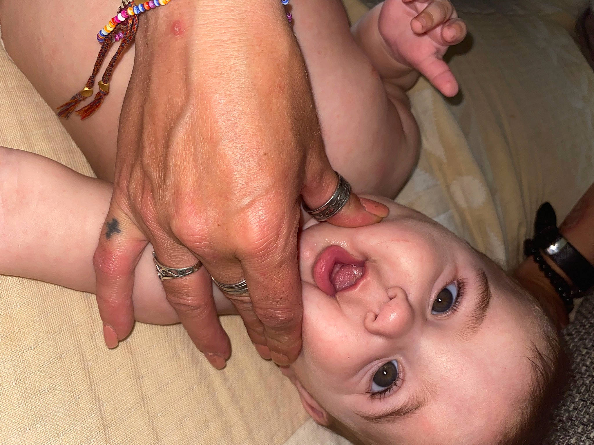 Inaya participe au concours pour gagner de l'argent avec cette photo : baby, beauty, eyelash, finger, foot, gesture, happy, human_body, human_leg, jewellery, leg, lip, nail, nose, person, skin, smile, thigh, thumb, toddler