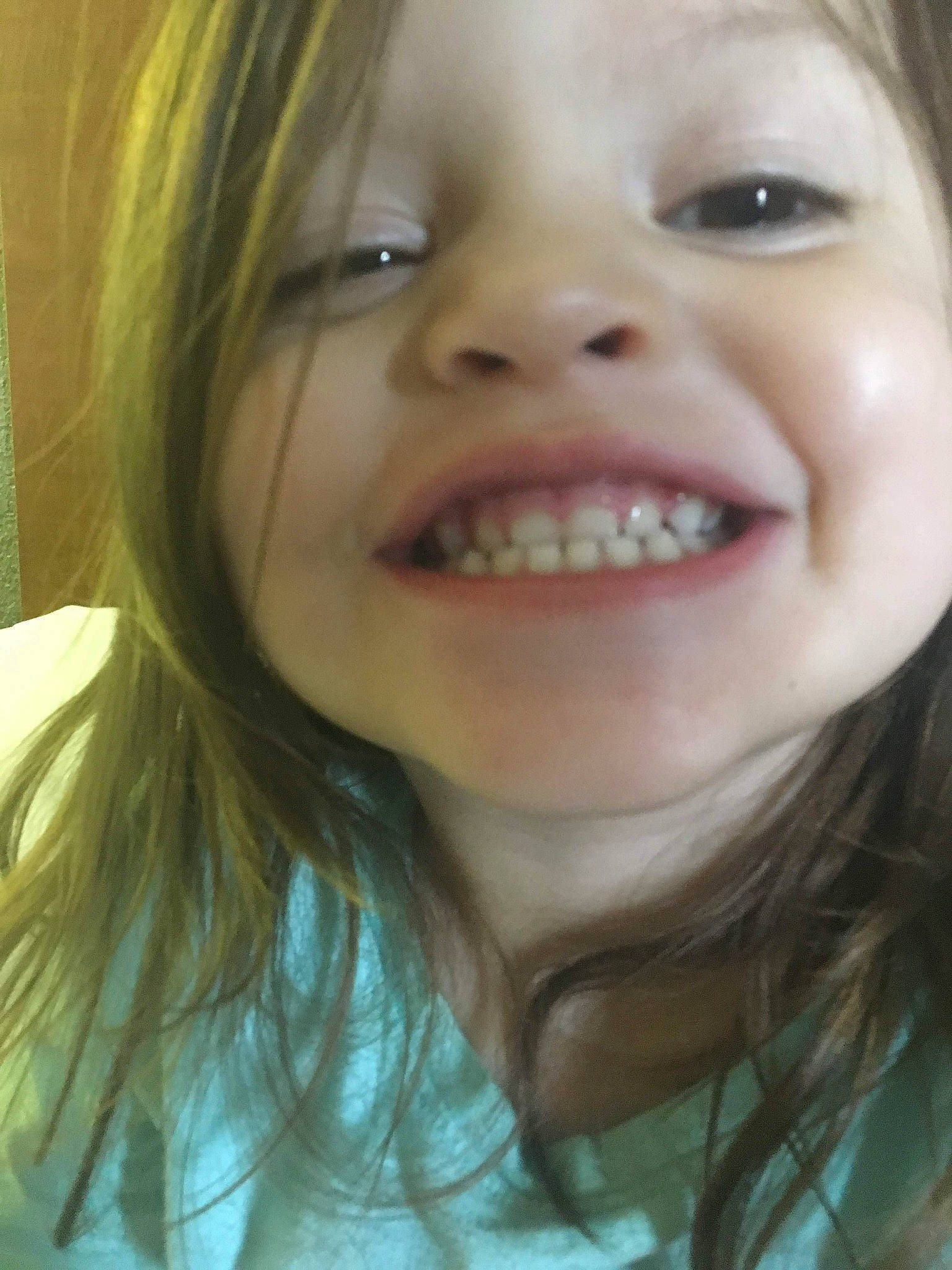 Arianna is registered to the contest to win money with this photo: cheek, child, chin, eye, eyebrow, face, facial_expression, forehead, hair, head, human_body, jaw, laugh, lip, mouth, nose, organ, person, skin, smile