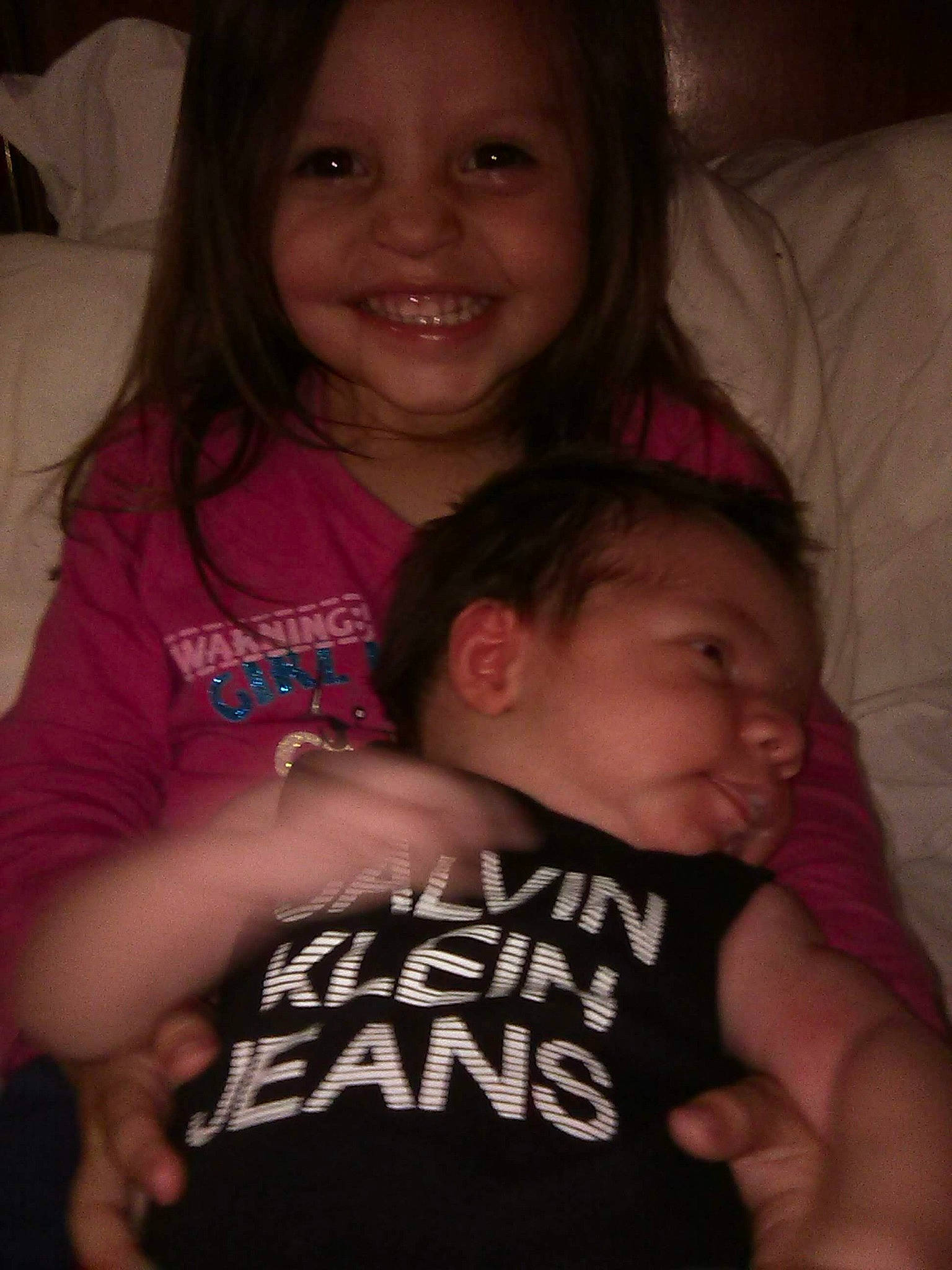 Arianna is registered to the contest to win money with this photo: baby, cheek, child, chin, eye, face, facial_expression, forehead, fun, head, interaction, iris, joy, lip, mouth, neck, nose, people, person, skin