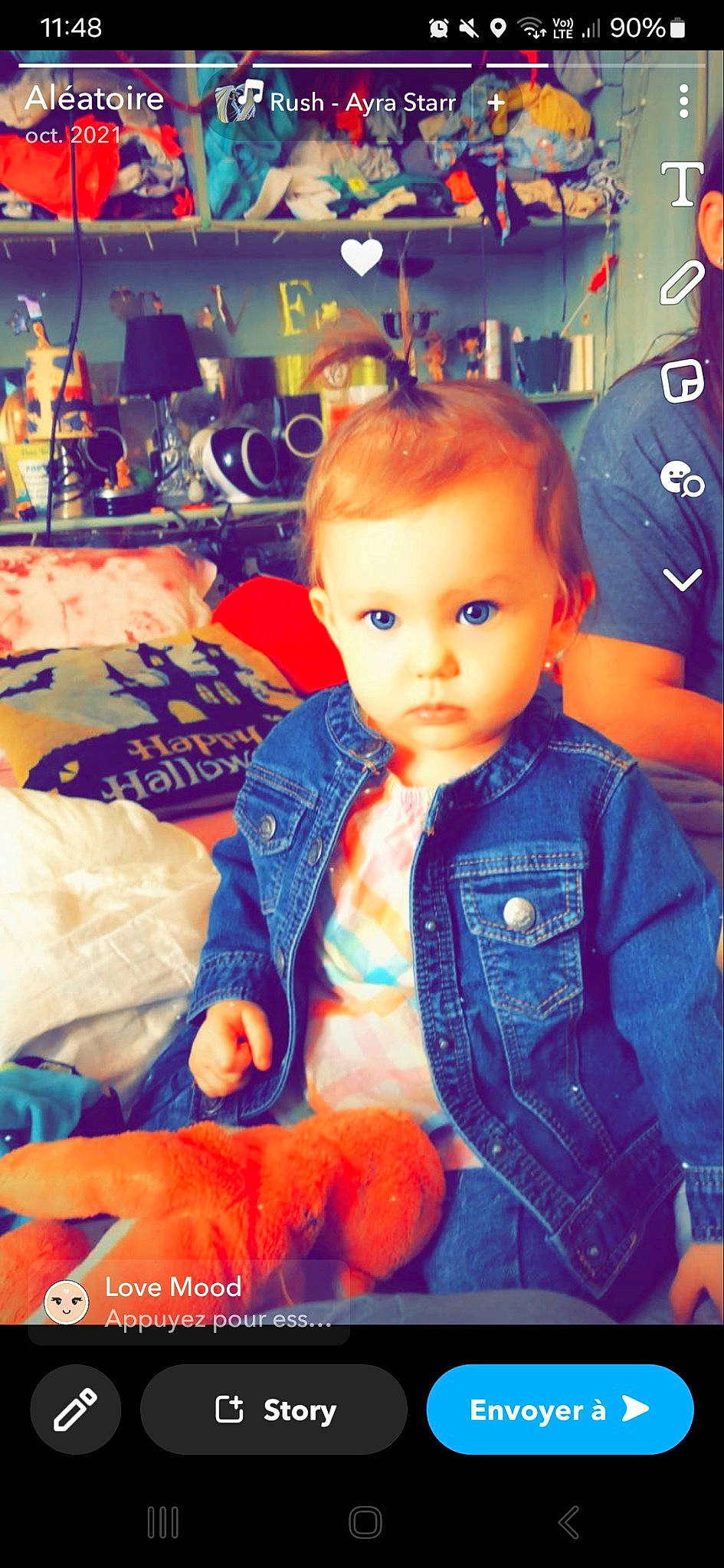 Ambre participe au concours pour gagner de l'argent avec cette photo : baby_toddler_clothing, barbie, brown_hair, cheek, child, doll, electric_blue, eyelash, fashion_design, fun, fur, iris, orange, pattern, person, product, sitting, sleeve, toddler, toy